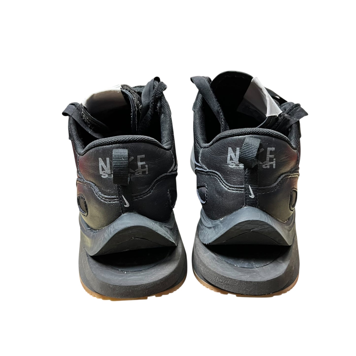 Nike x sacai Vaporwaffle “Black Gum”