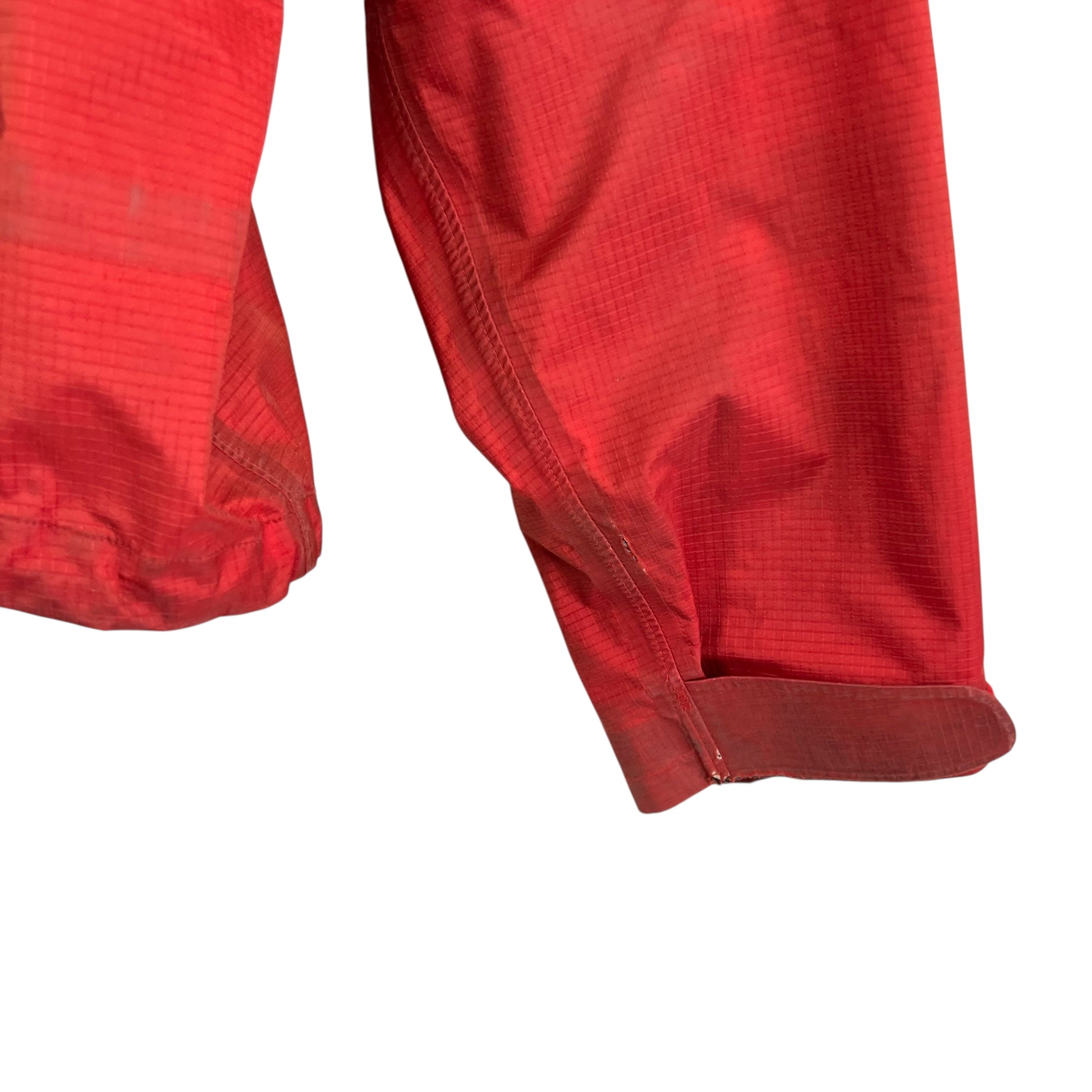 Arc’teryx Beta LT Chilli Red (1998)