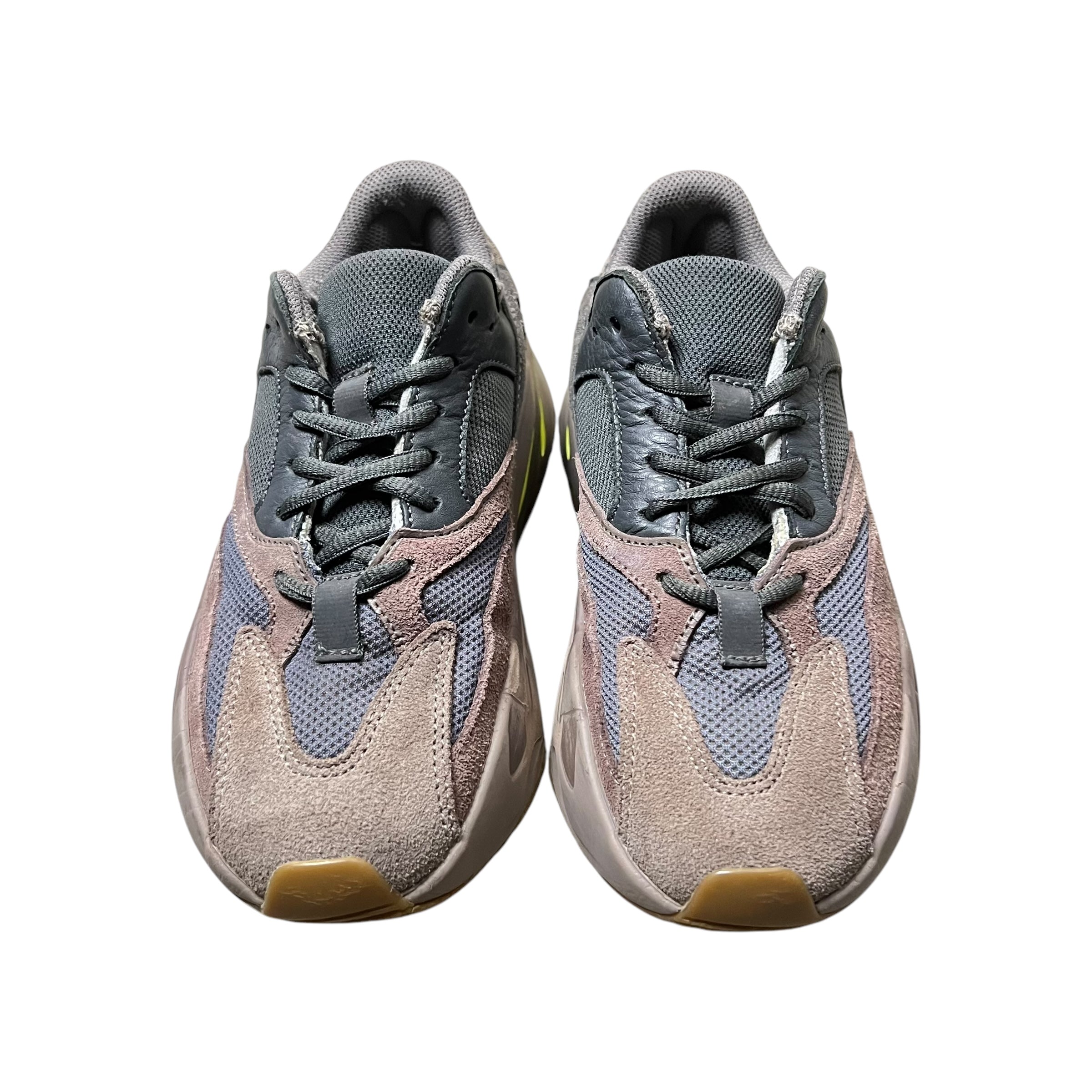 Yeezy 700 Mauve (2018)