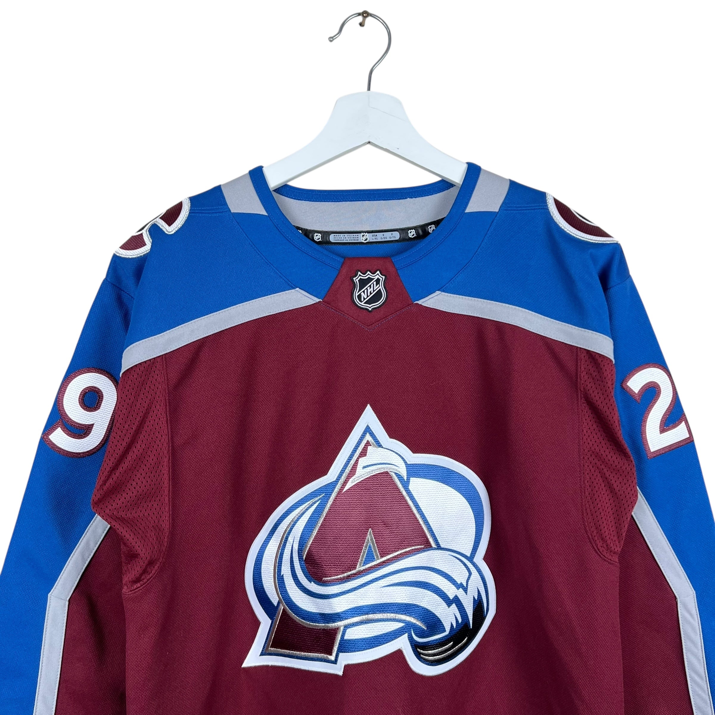 Vintage NHL Youth Colorado Avalanche Nathan MacKinnon Away Jersey