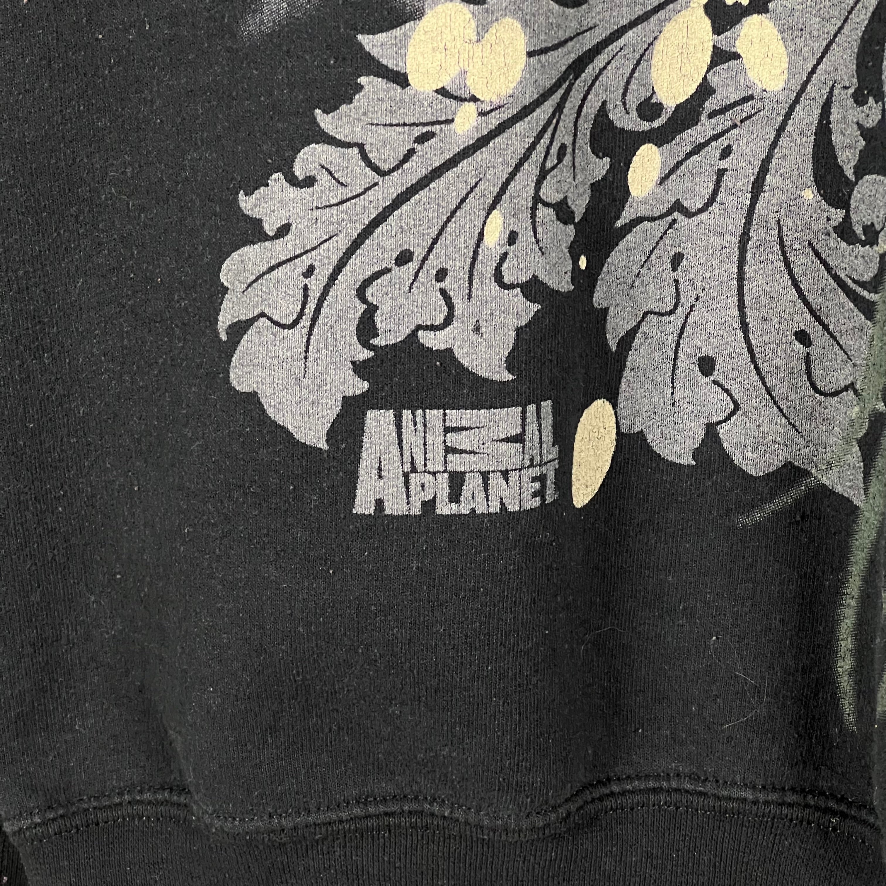 Vintage Animal Planet White Tiger Crewneck Black