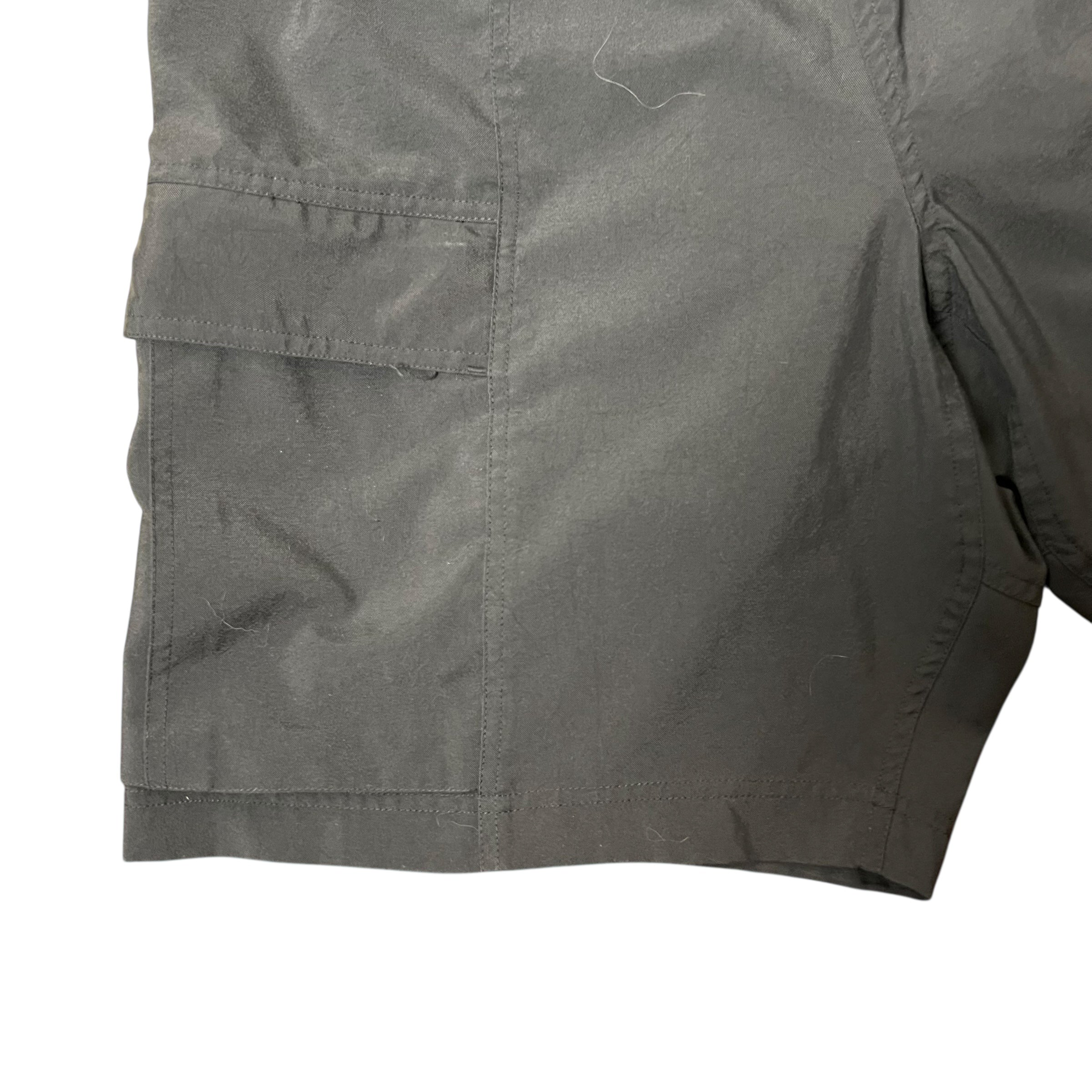 Vintage 90’s Nike ACG Cargo Nylon Shorts Black