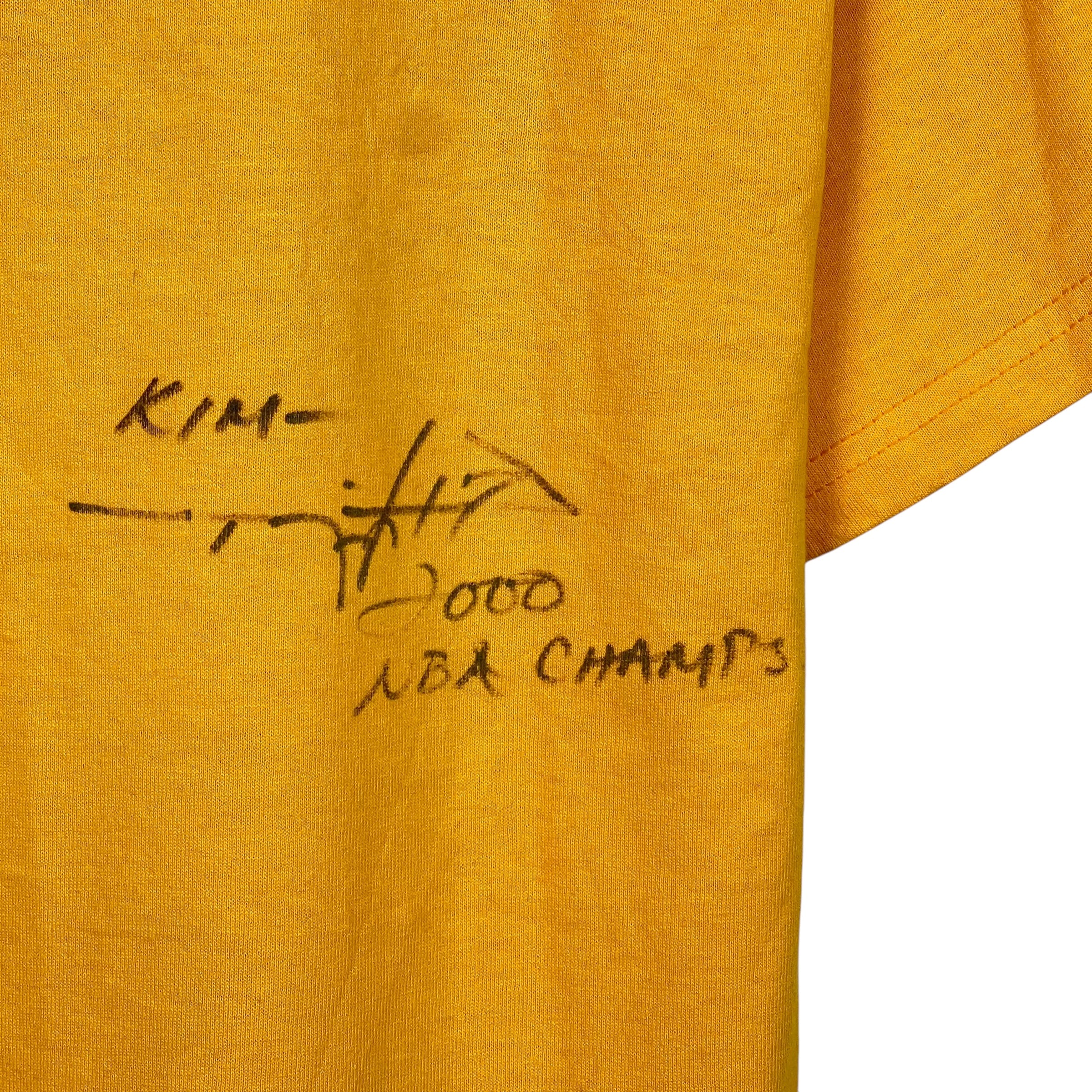 Vintage Bootleg 2000 Los Angeles Lakers Championship Tee Yellow