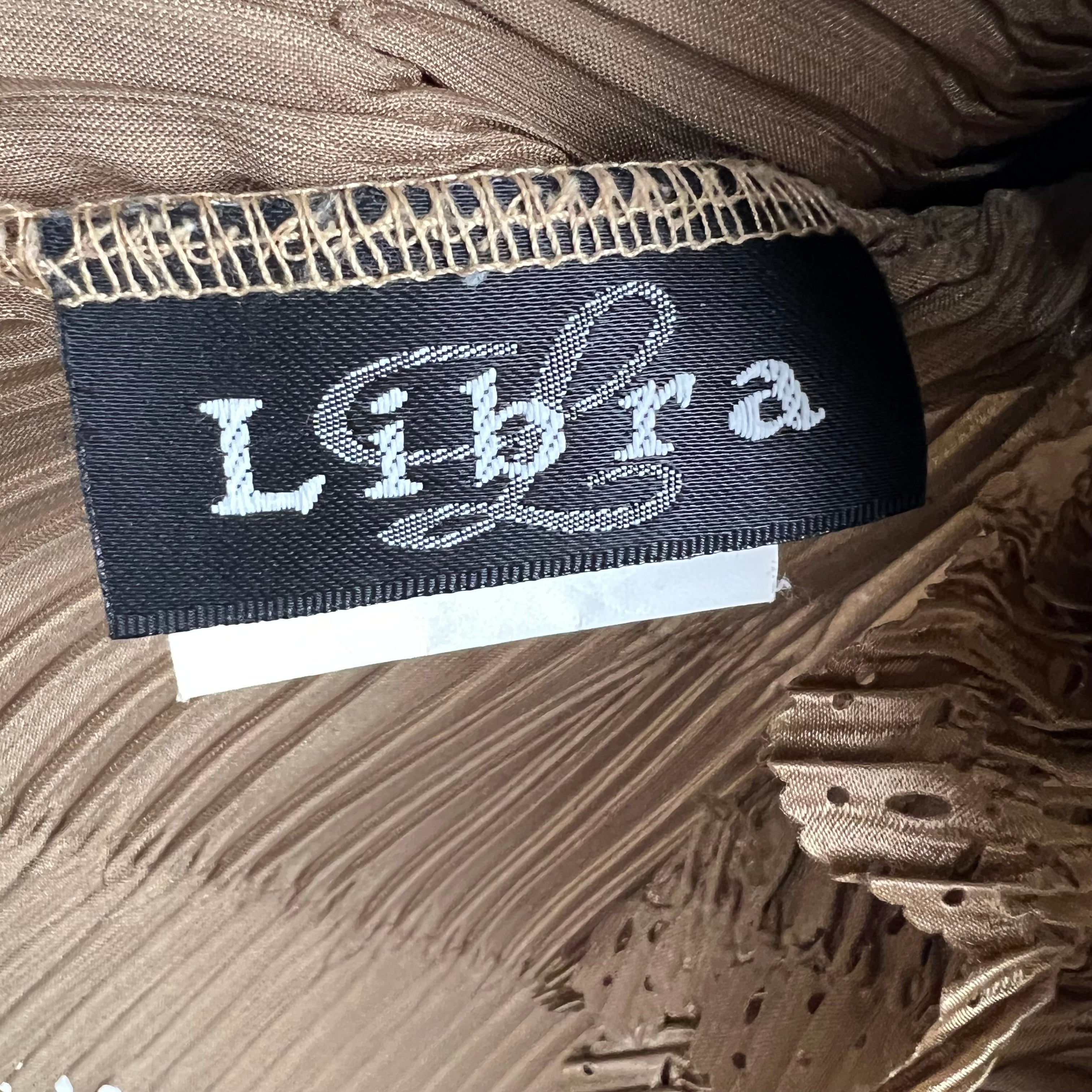 Vintage Libra Women’s Popcorn Sleeveless Top Gold