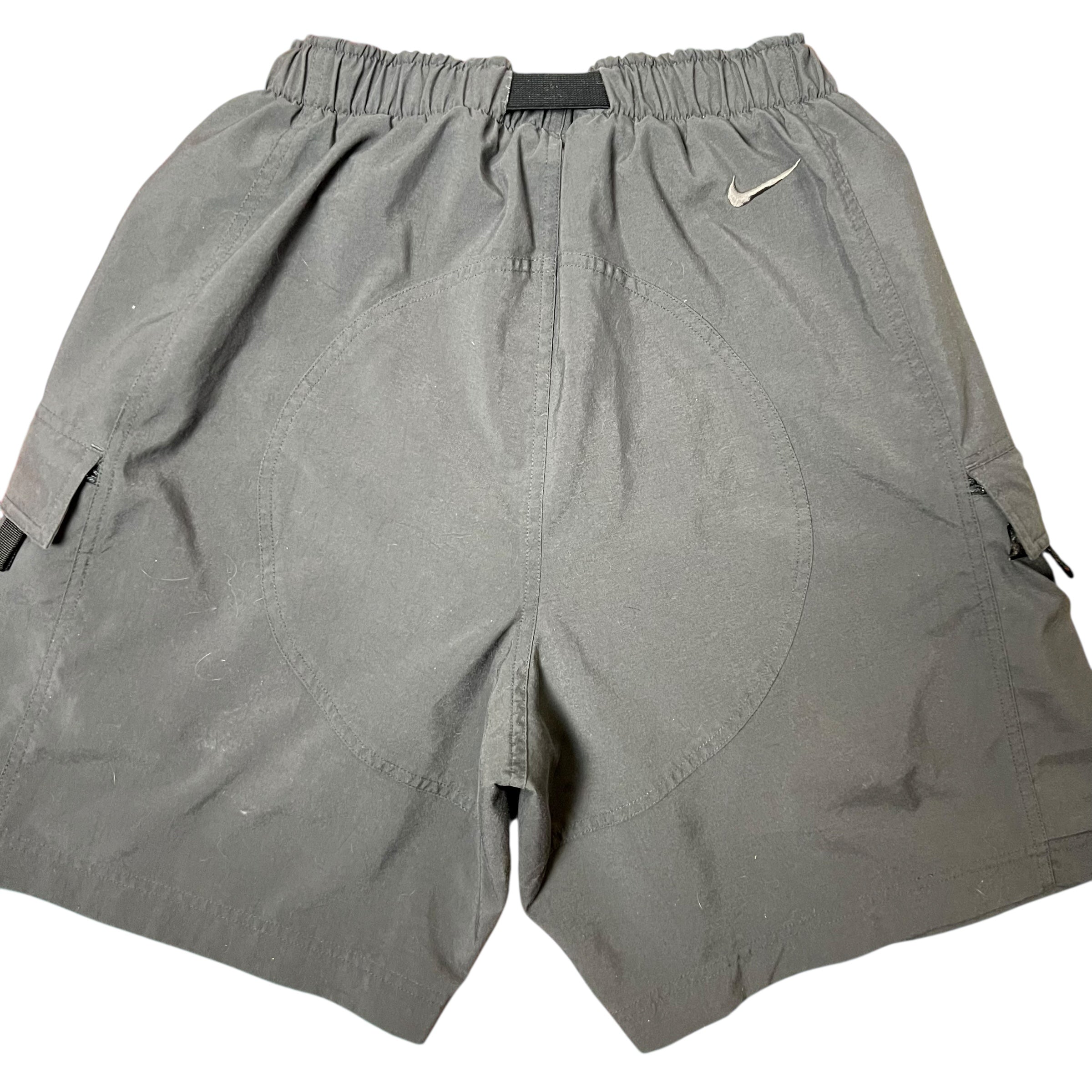 Vintage 90’s Nike ACG Cargo Nylon Shorts Black
