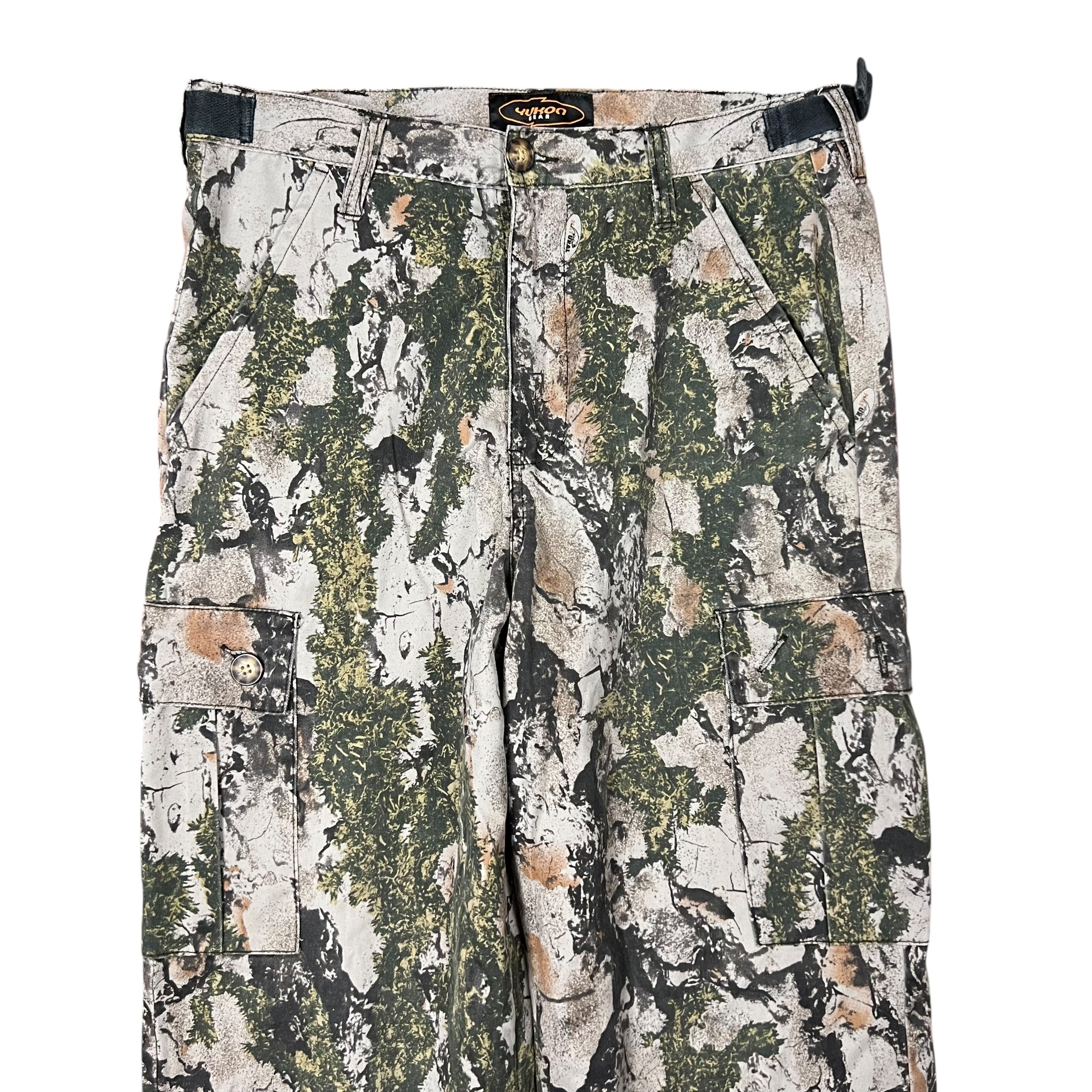 Vintage Yukon Gear RealTree Cargo Pants Camo