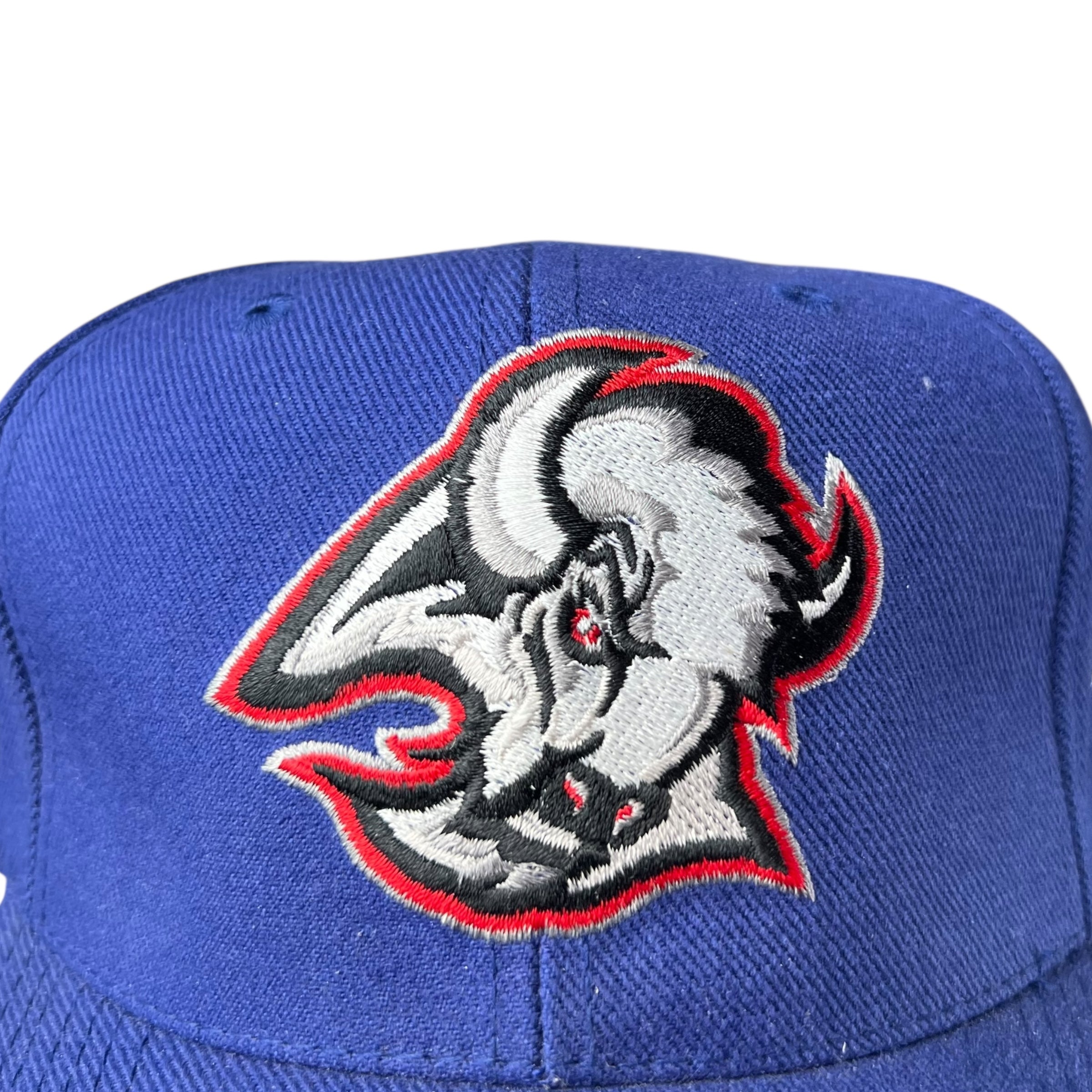 Vintage Sports Specialties NHL Buffalo Sabres Logo SnapBack Blue