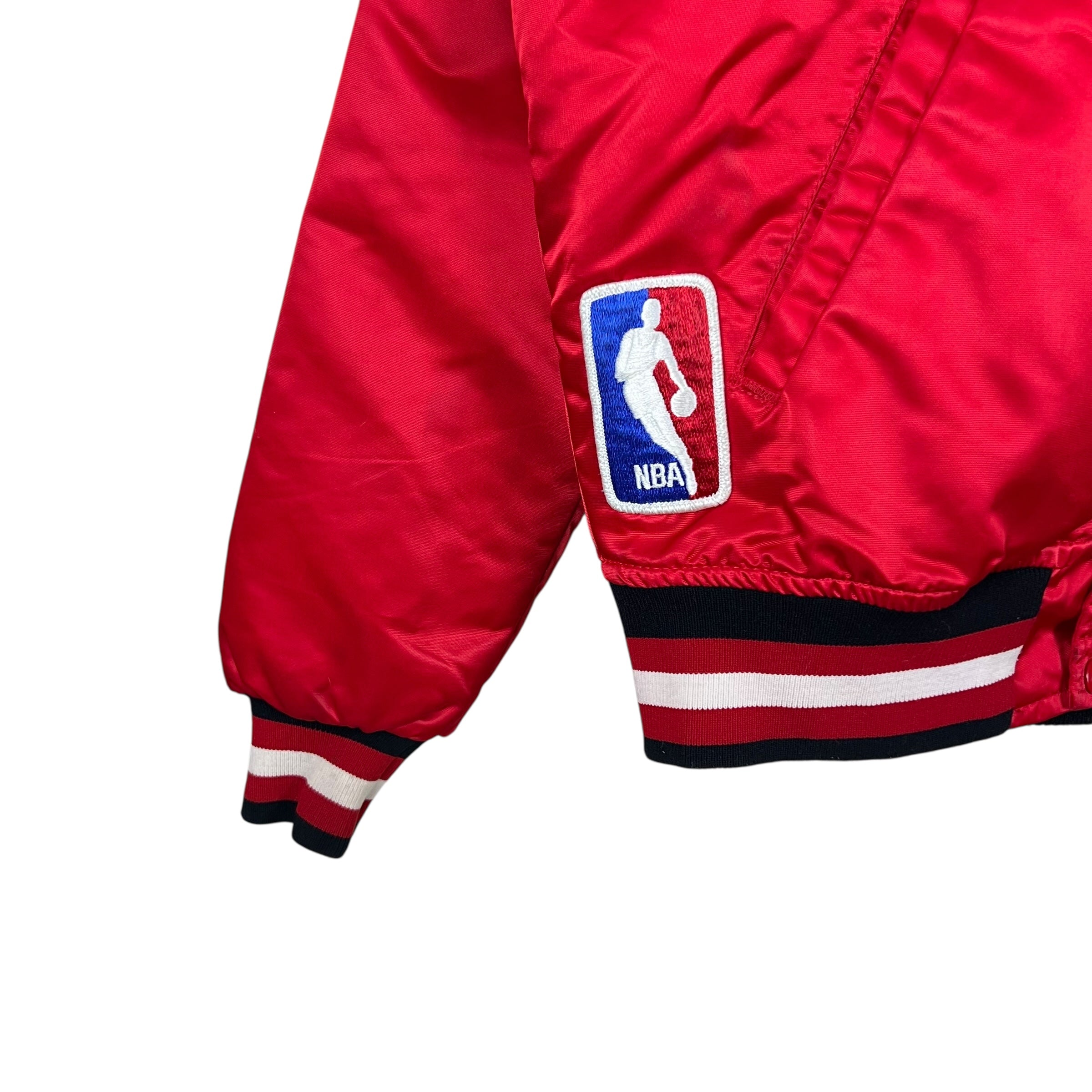 Vintage Starter NBA Chicago Bulls Spellout Satin Bomber Jacket Red