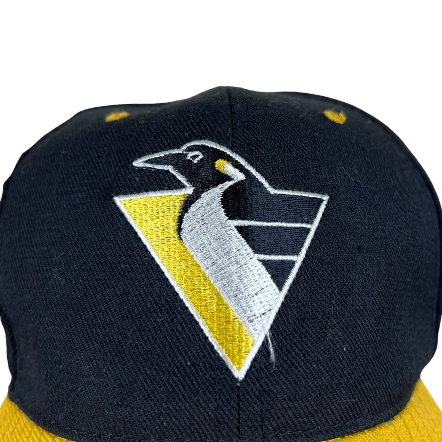 Vintage Pittsburgh Penguins Logo Fitted Hat Black/Yellow