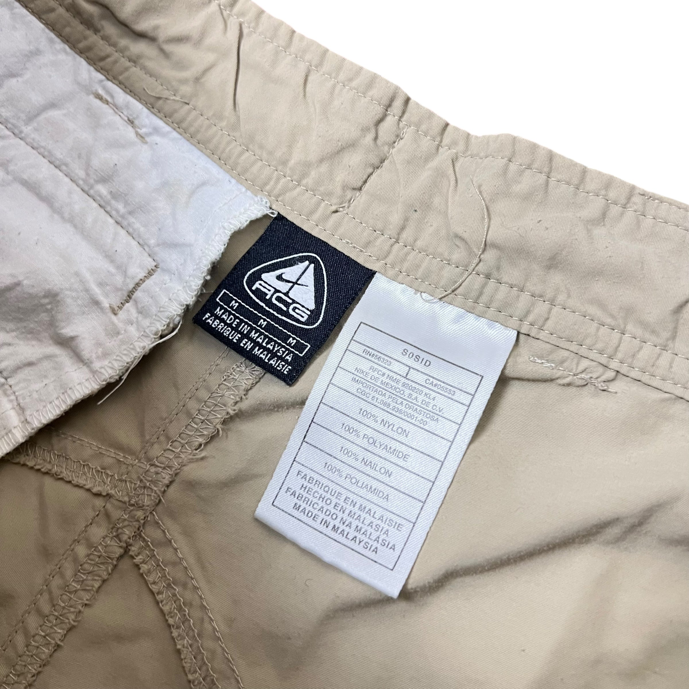 Vintage Y2K Nike ACG 2 In 1 Cargo Nylon Shorts Khaki