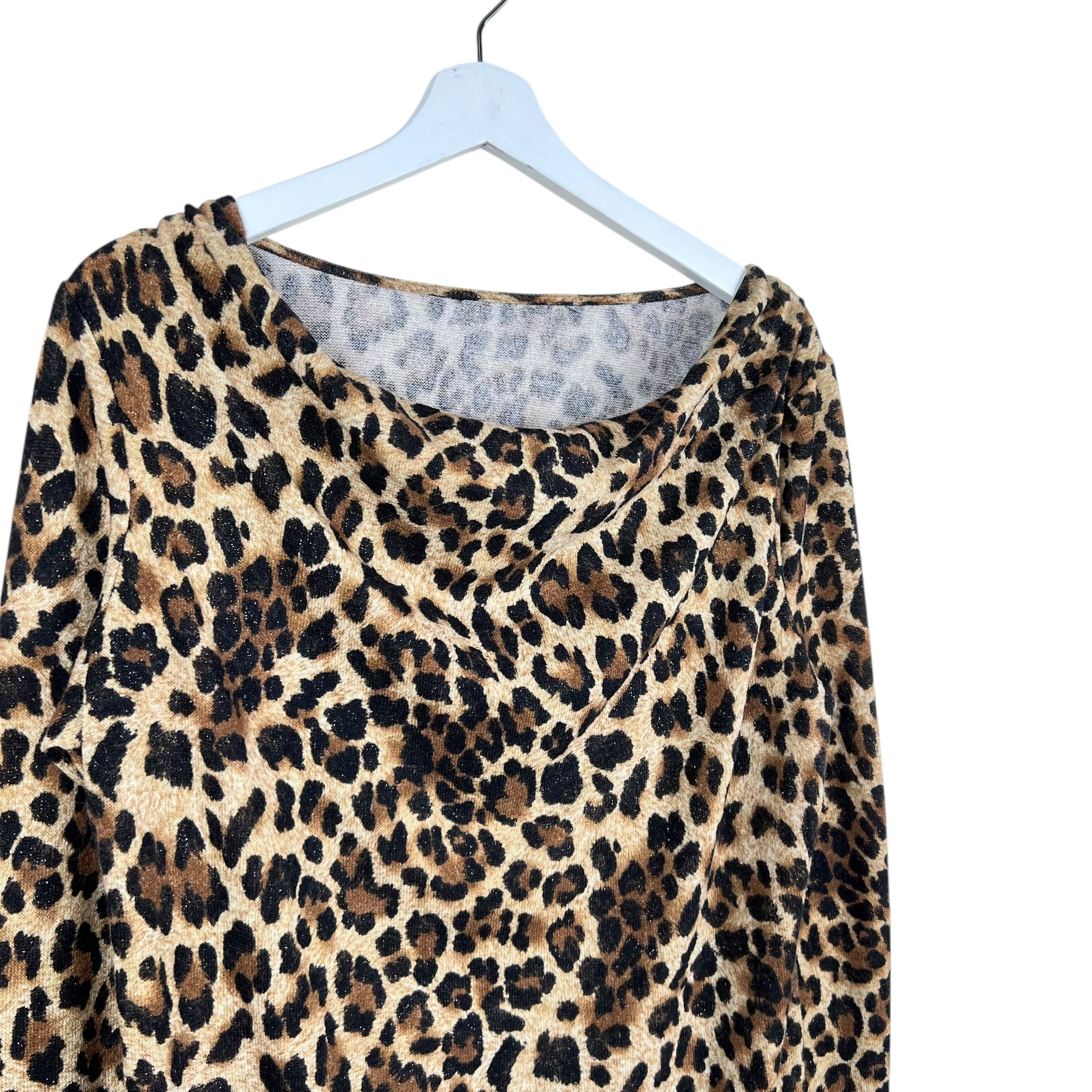 Vintage Women’s Cowl Neck Longsleeve Top Leopard Print