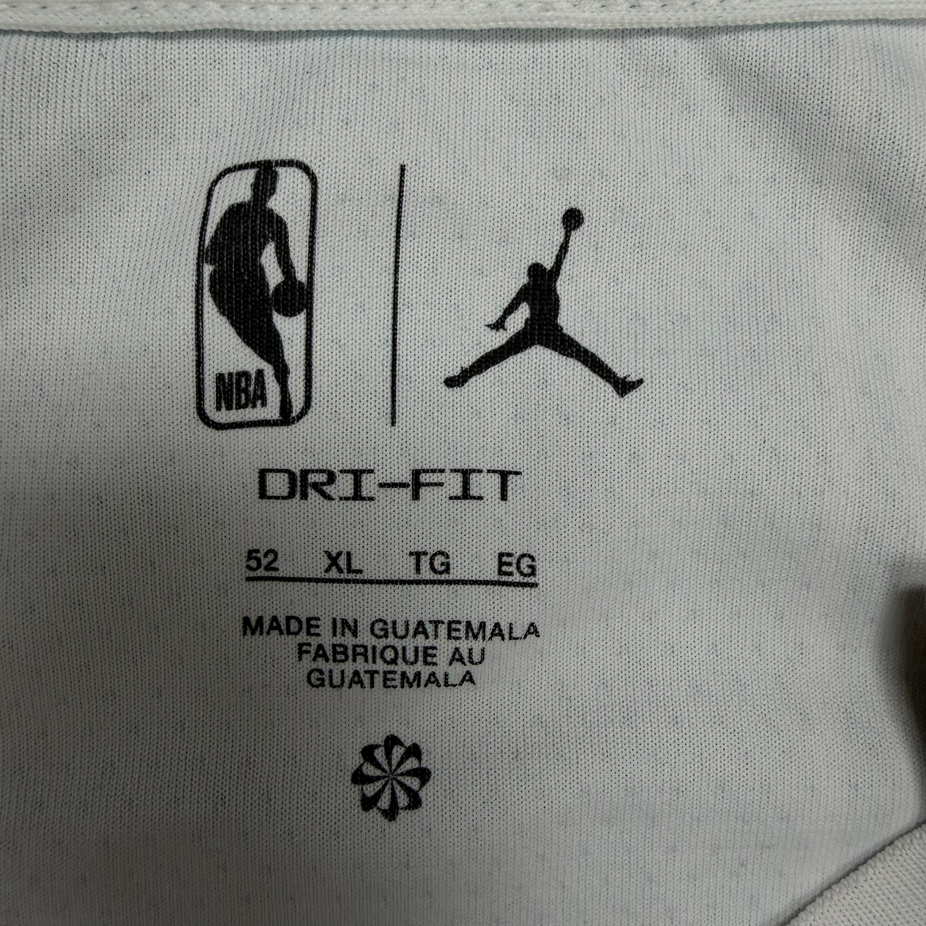 Nike NBA Charlotte Hornets Lamelo Ball Away Jersey