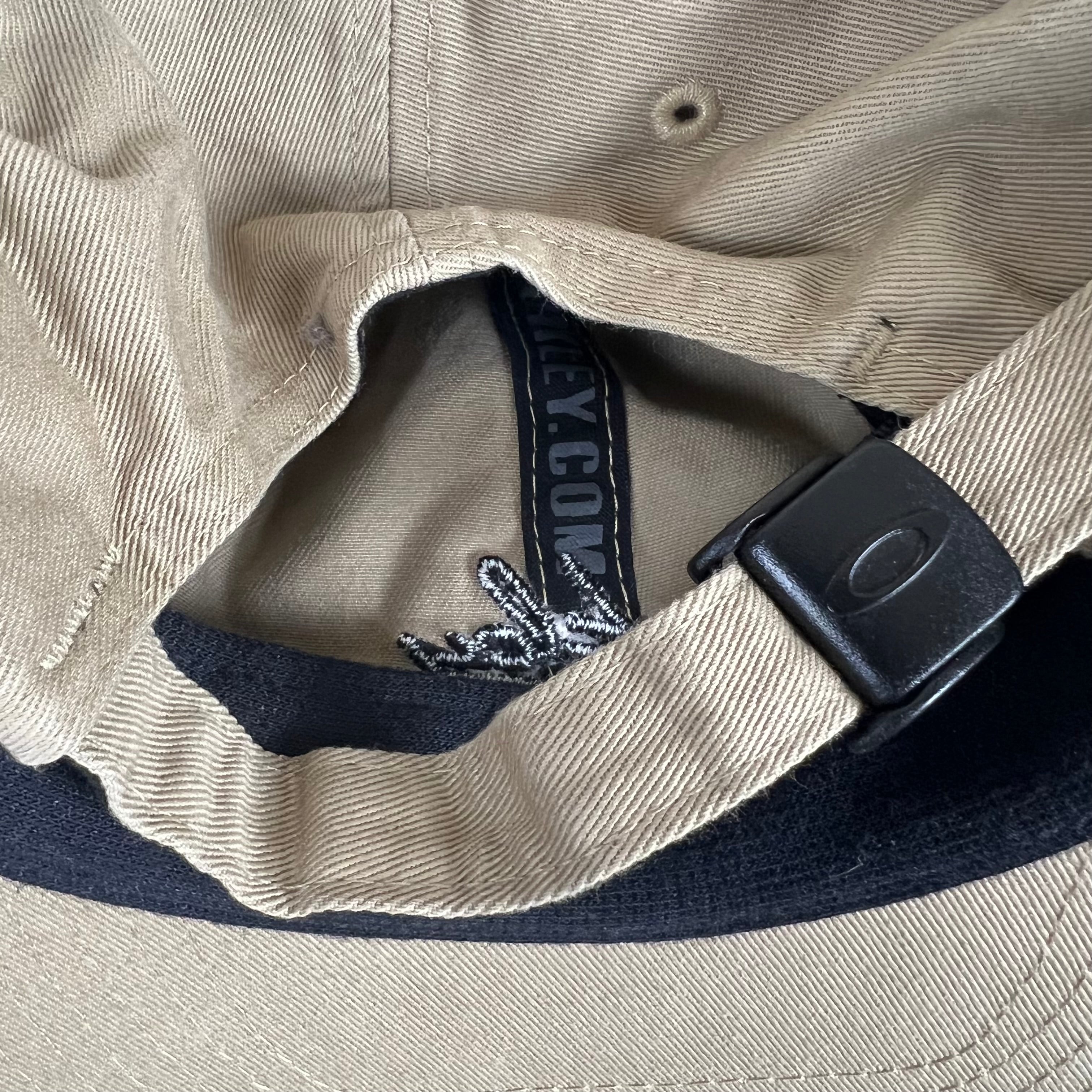 Oakley Script Logo StrapBack Tan