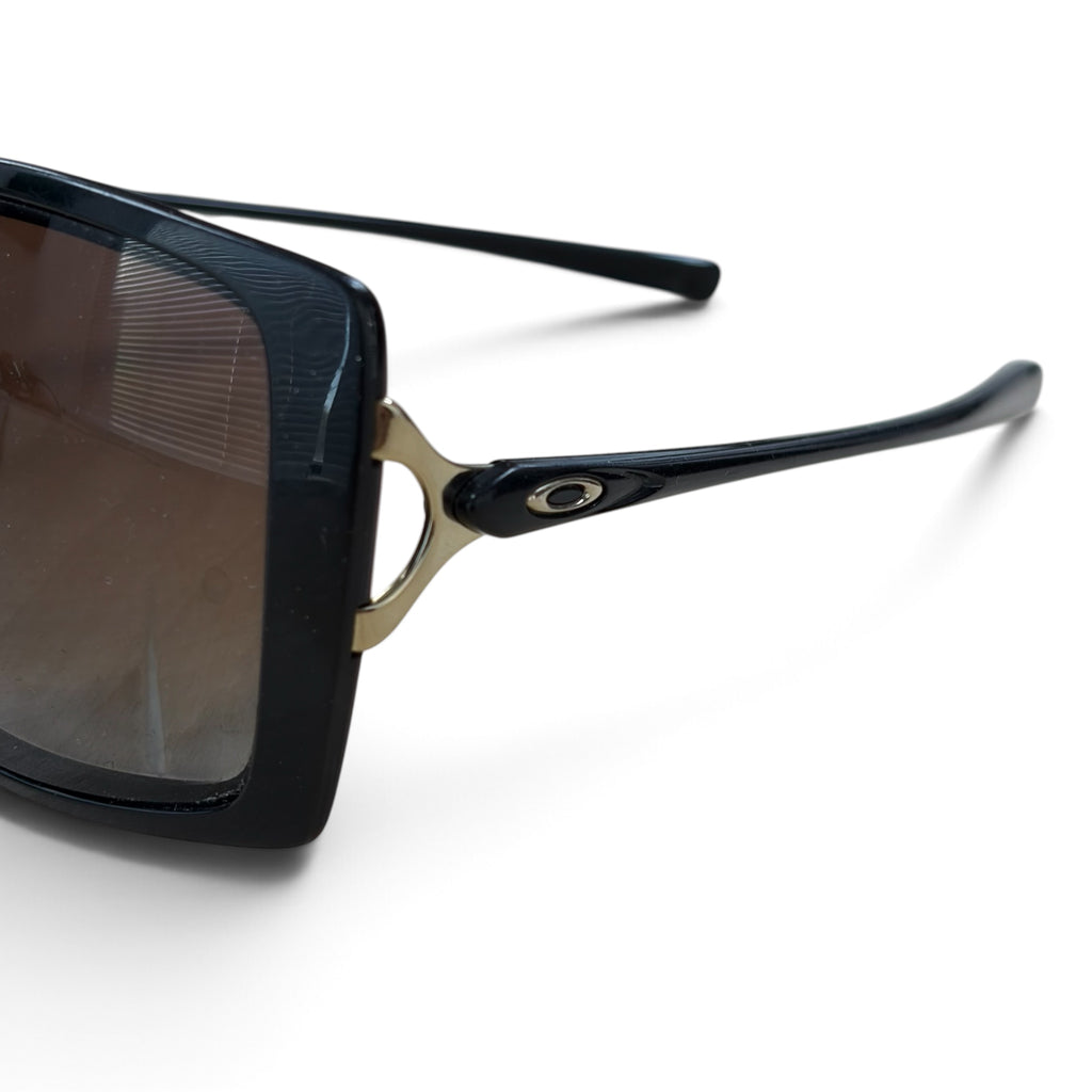 Oakley Women’s Splash Graduated Brown Lens Sunglasses Black