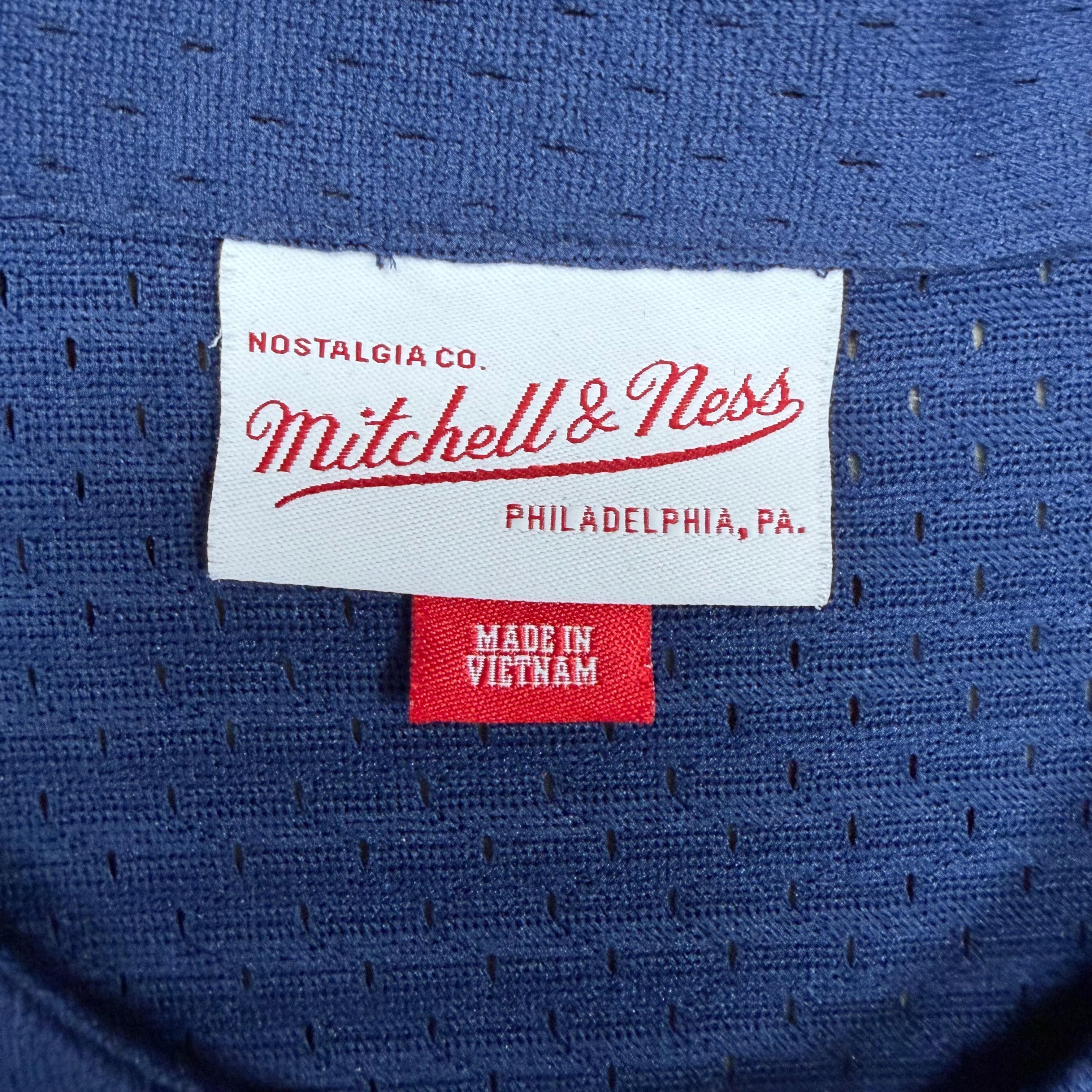 Vintage Mitchell & Ness MLB New York Yankees 1997 Derek Jeter Jersey