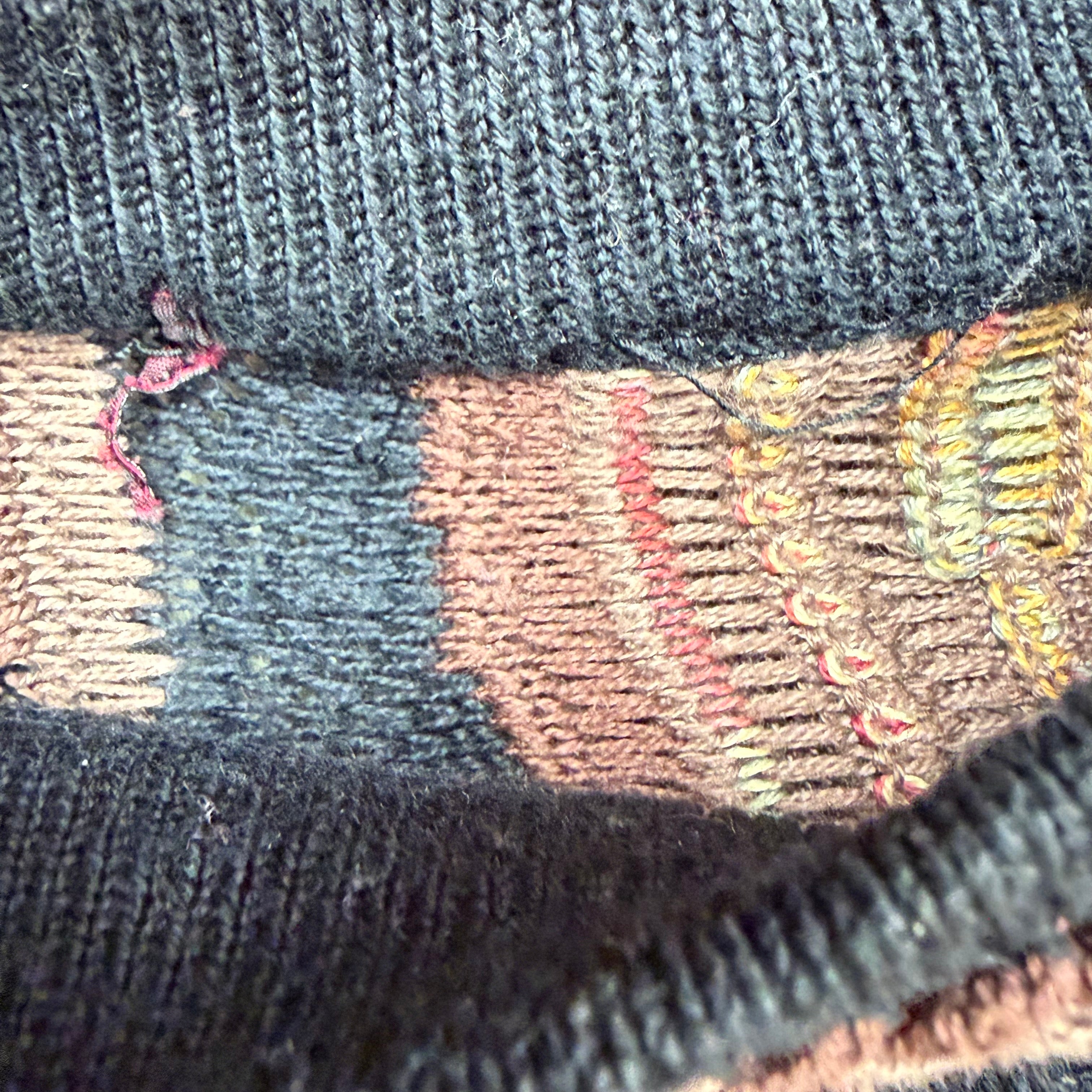 Vintage Tundra 3D Cable Pattern Knit Brown