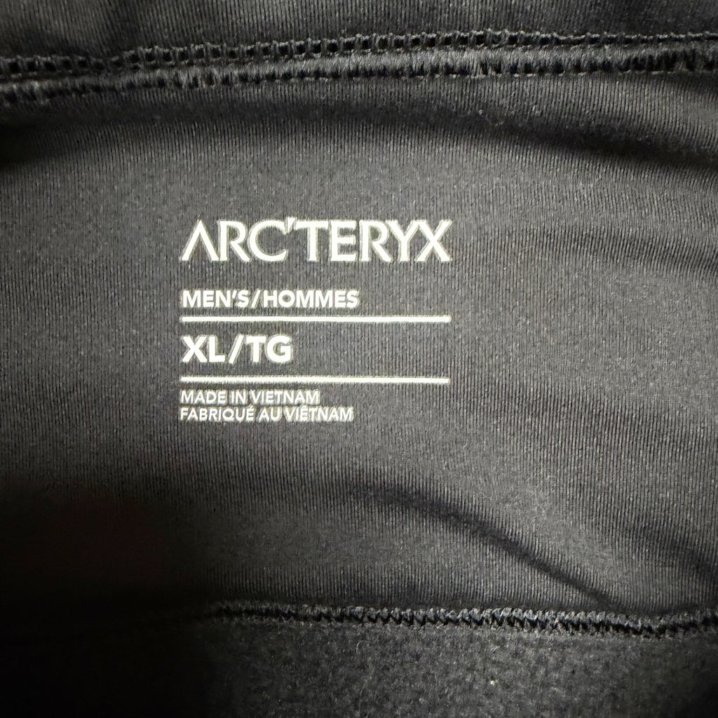 Arc’teryx Covert Cardigan Dark Fleece Jacket Grey
