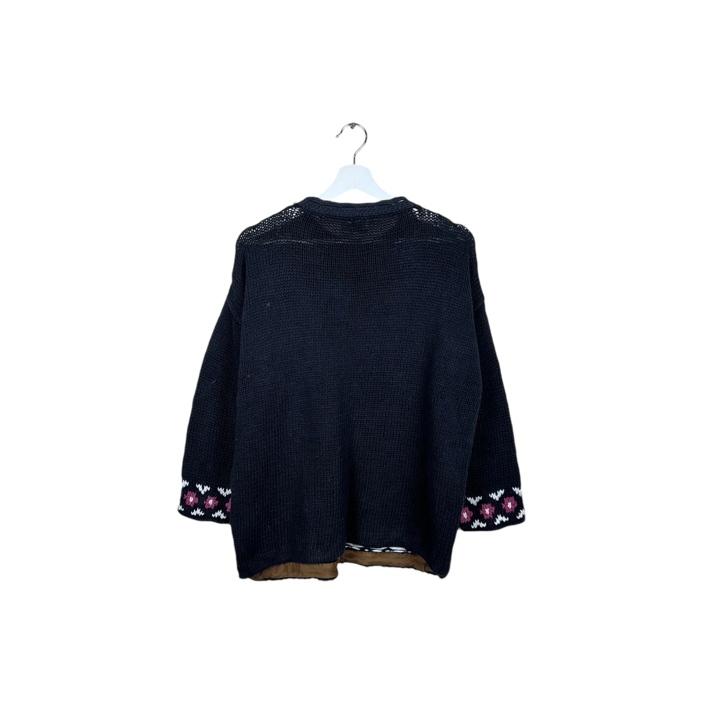 Vintage Bianca Women’s Multi Flower Design Handknit Black