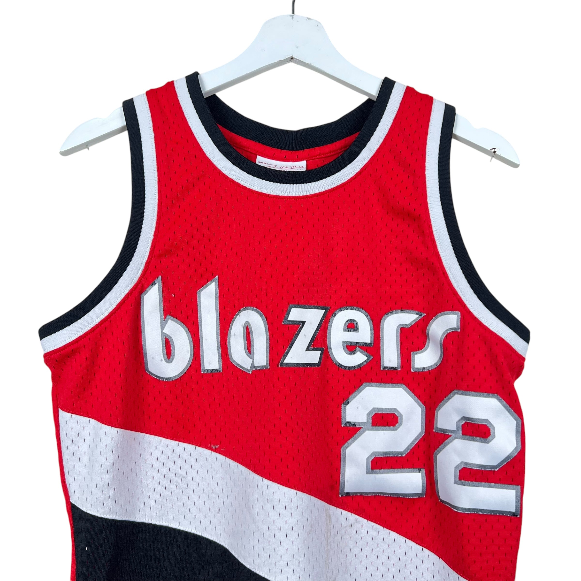 Vintage Mitchell & Ness 83’-84’ Portland Trailblazers Clyde Drexler Away Alternate Jersey