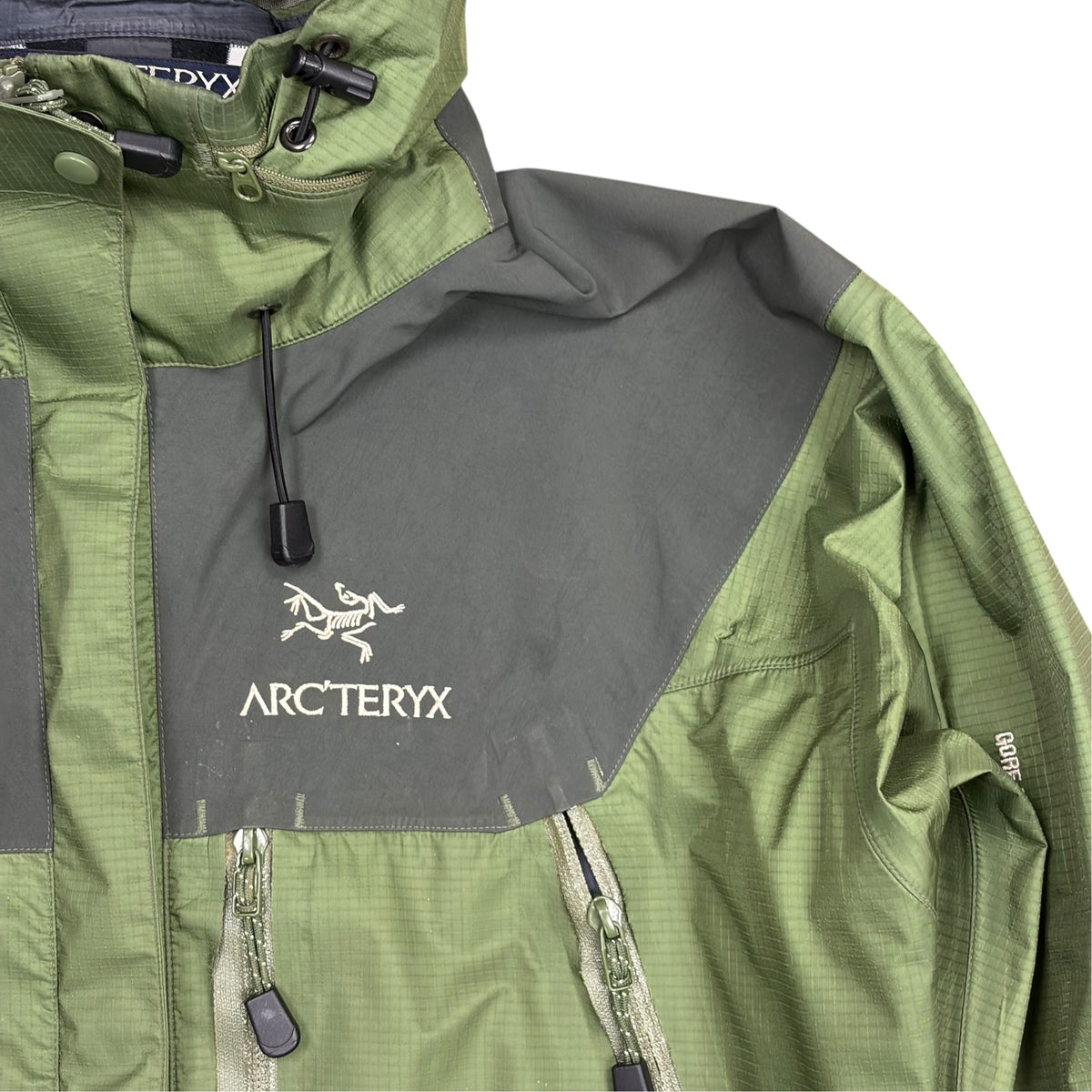 Arc’teryx Women’s Theta AR Shell Jacket Olive Green