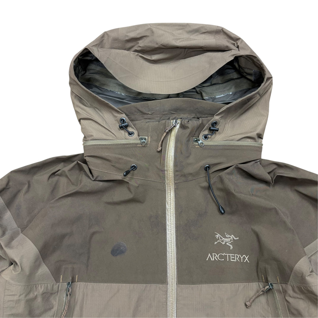 Arc’teryx Beta AR Shell Jacket Coffee Brown