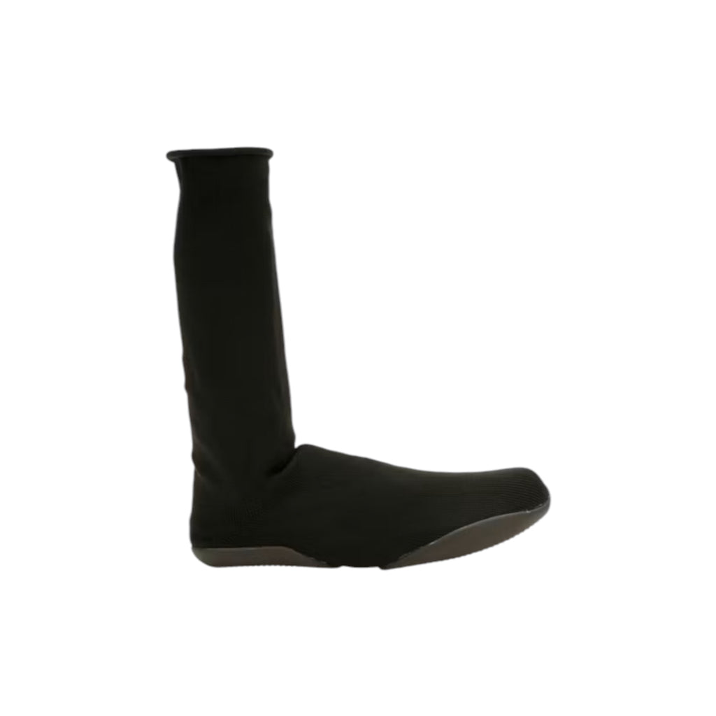 Yeezy Pods Black