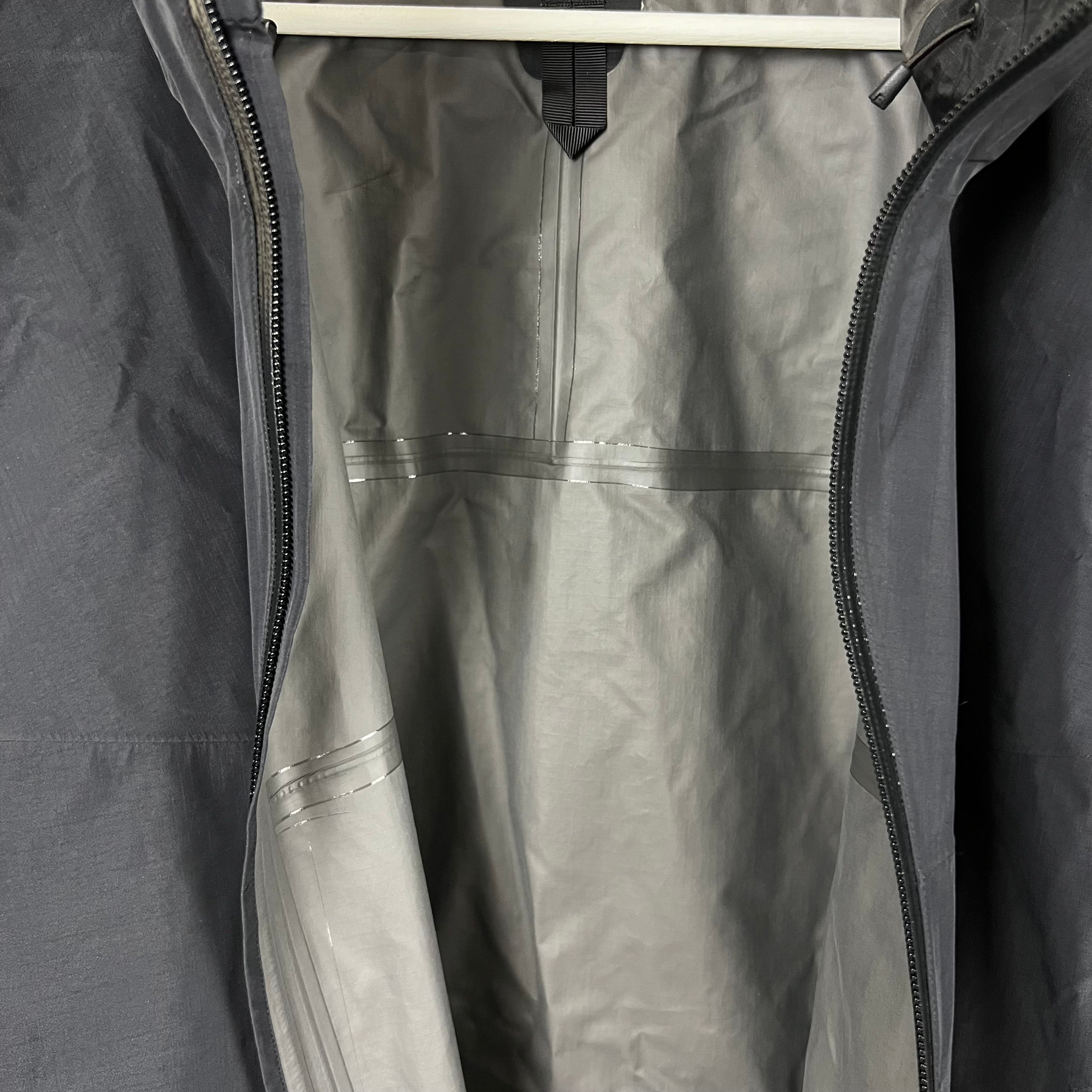 Arc’teryx Beta SL Shell Jacket Black