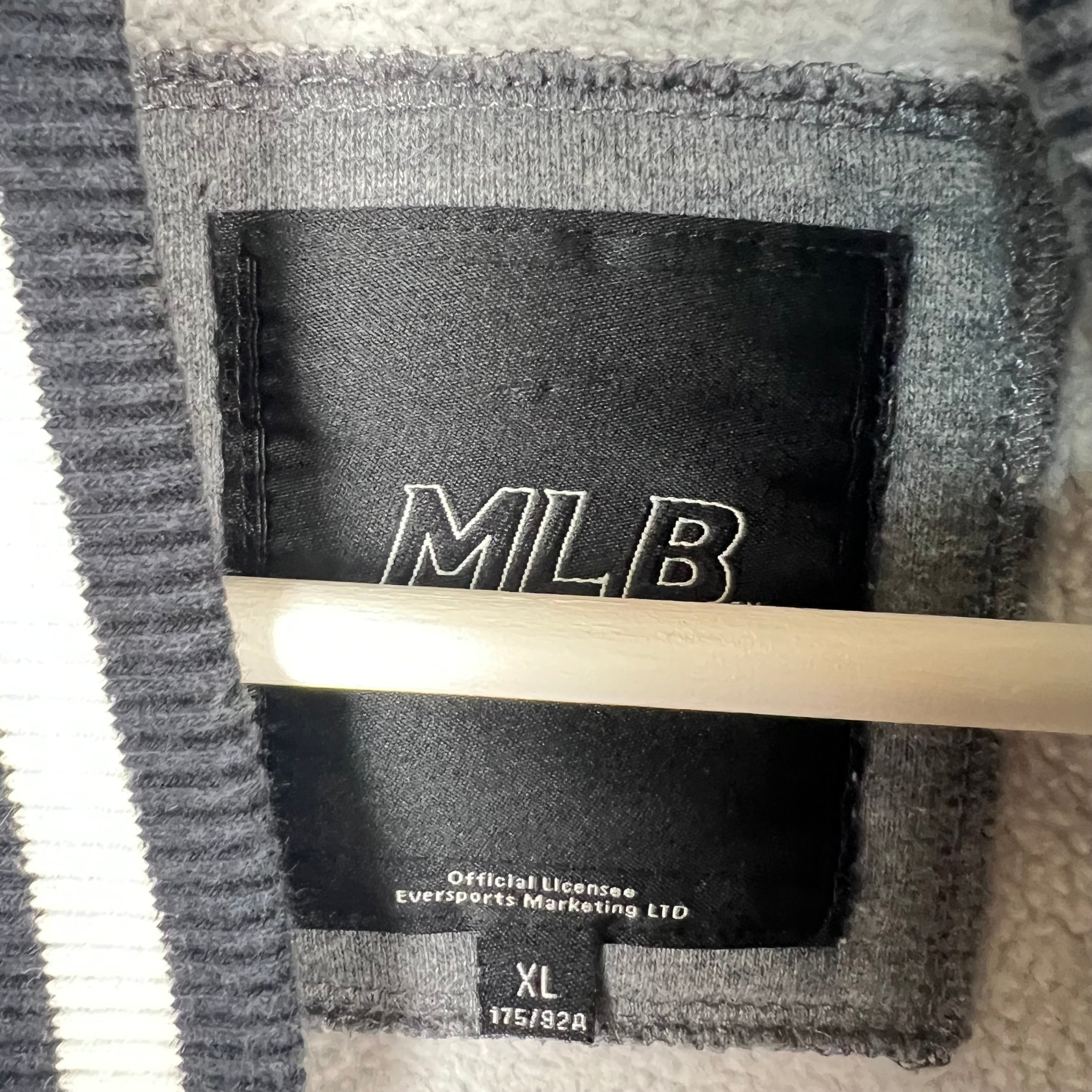 Vintage MLB Youth Boston Red Sox Chenille Logo Bomber Jacket Grey