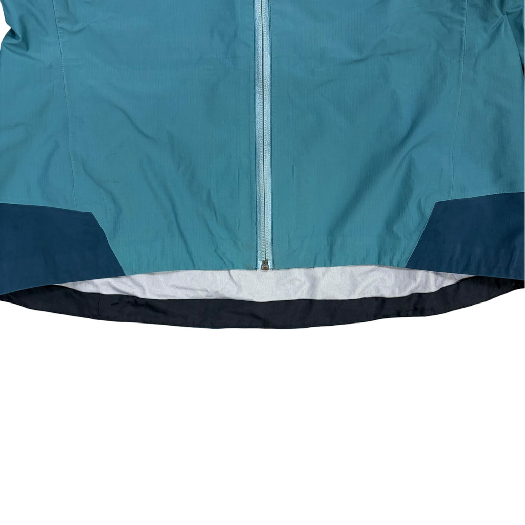 Arc’teryx Women’s Beta AR Shell Jacket Blue Tetra