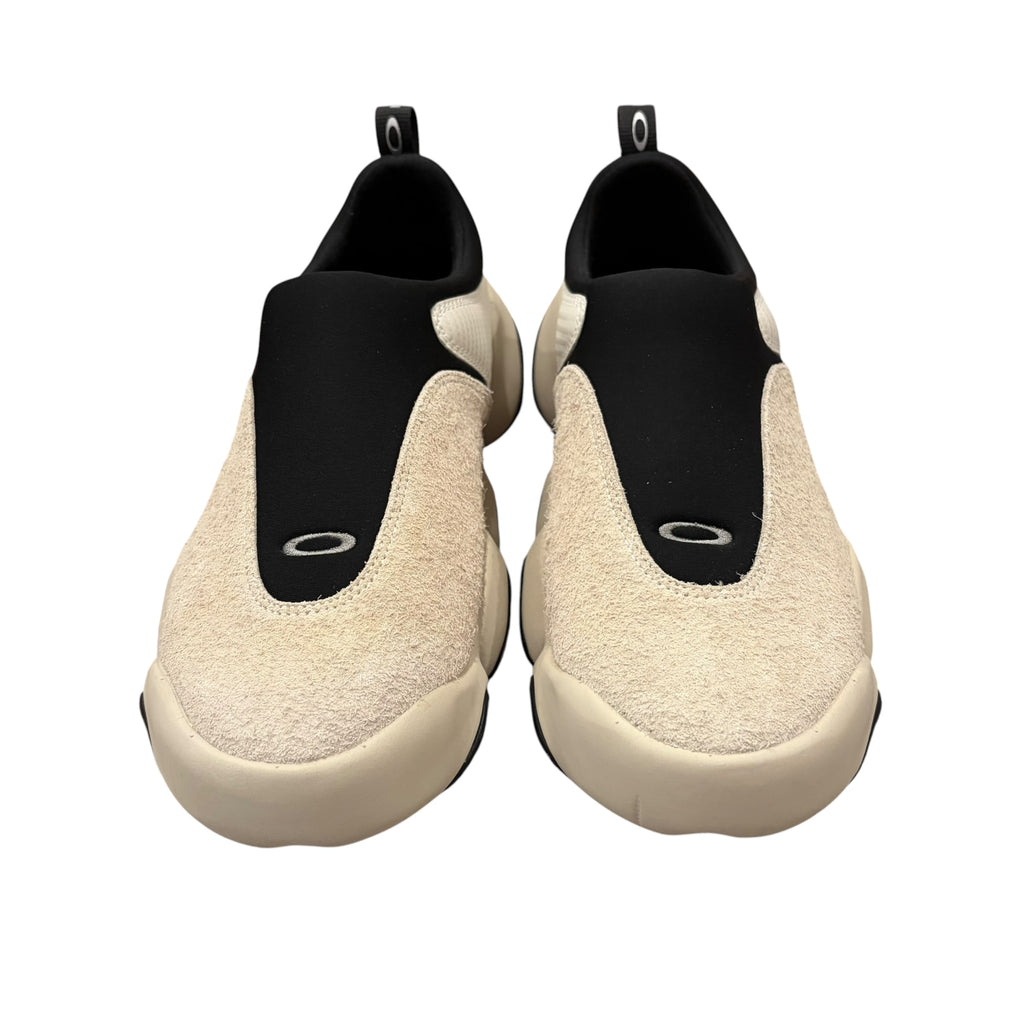 Brain Dead x Oakley Team Flesh Suede “Milk”