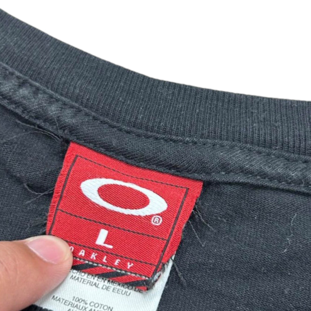 Vintage Oakley Metal Logo Tee Black