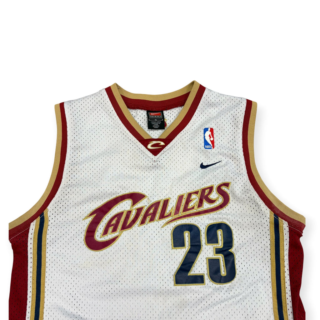 Vintage Y2K Nike Youth NBA Cleveland Cavaliers LeBron James Home Jersey