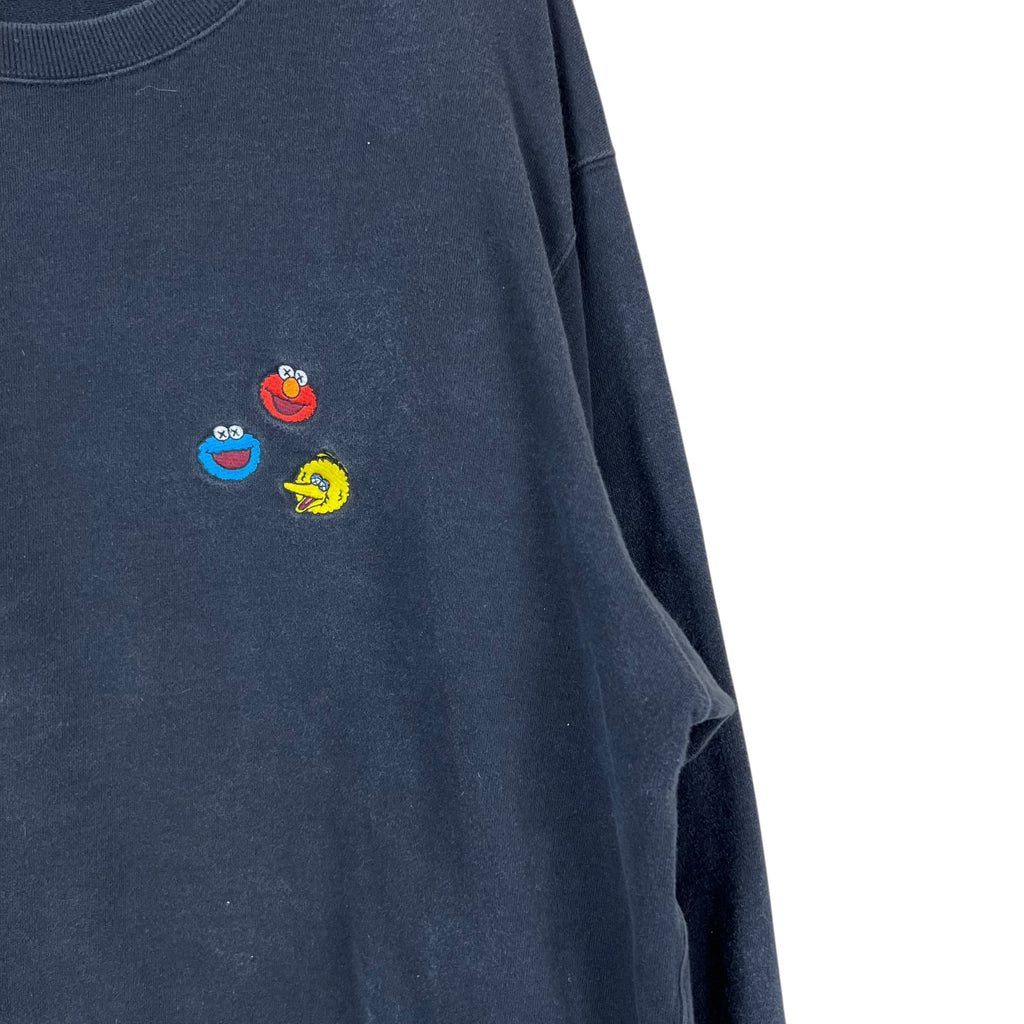 Uniqlo x KAWS x Sesame Street Character Heads Crewneck Black