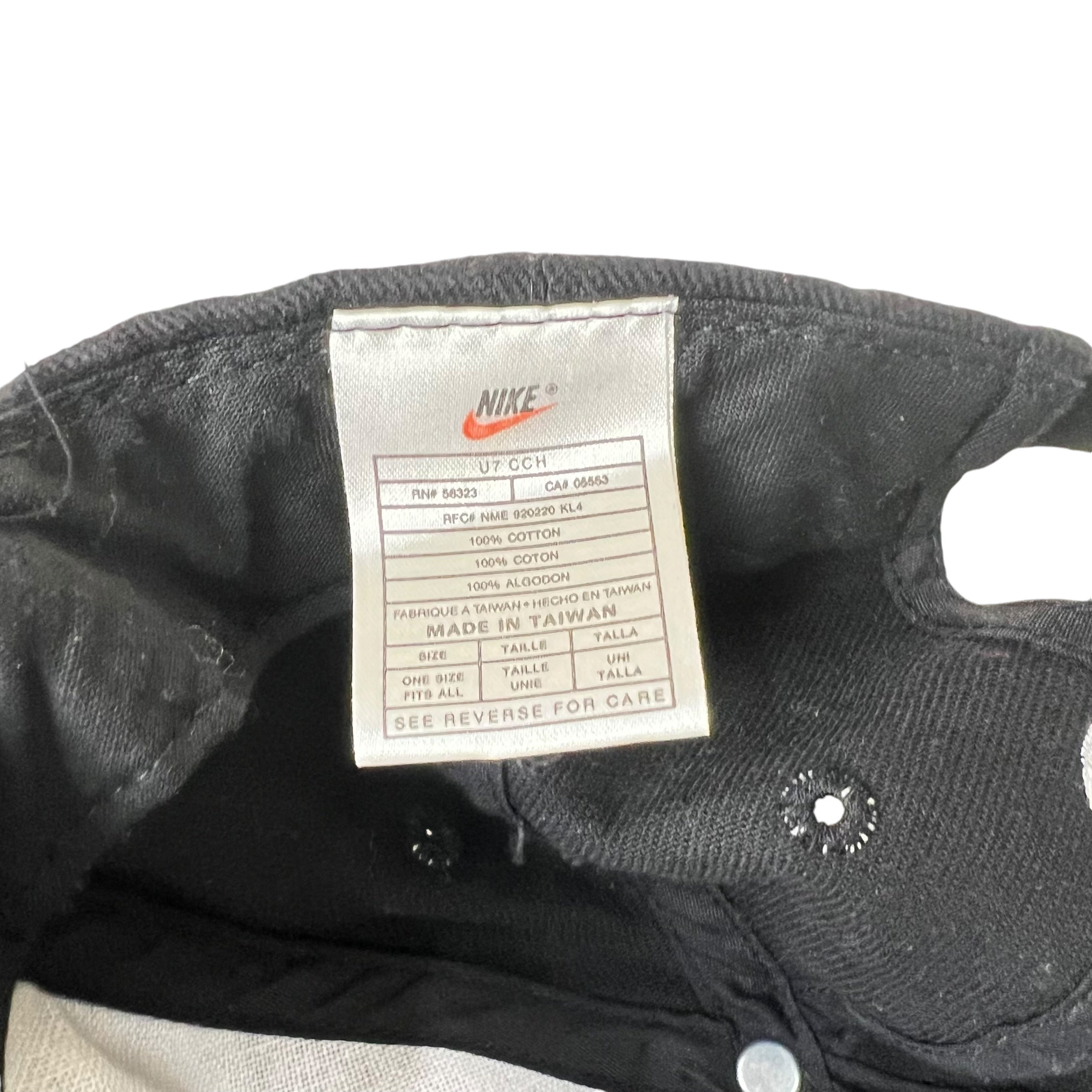90s Nike Swoosh StrapBack Black