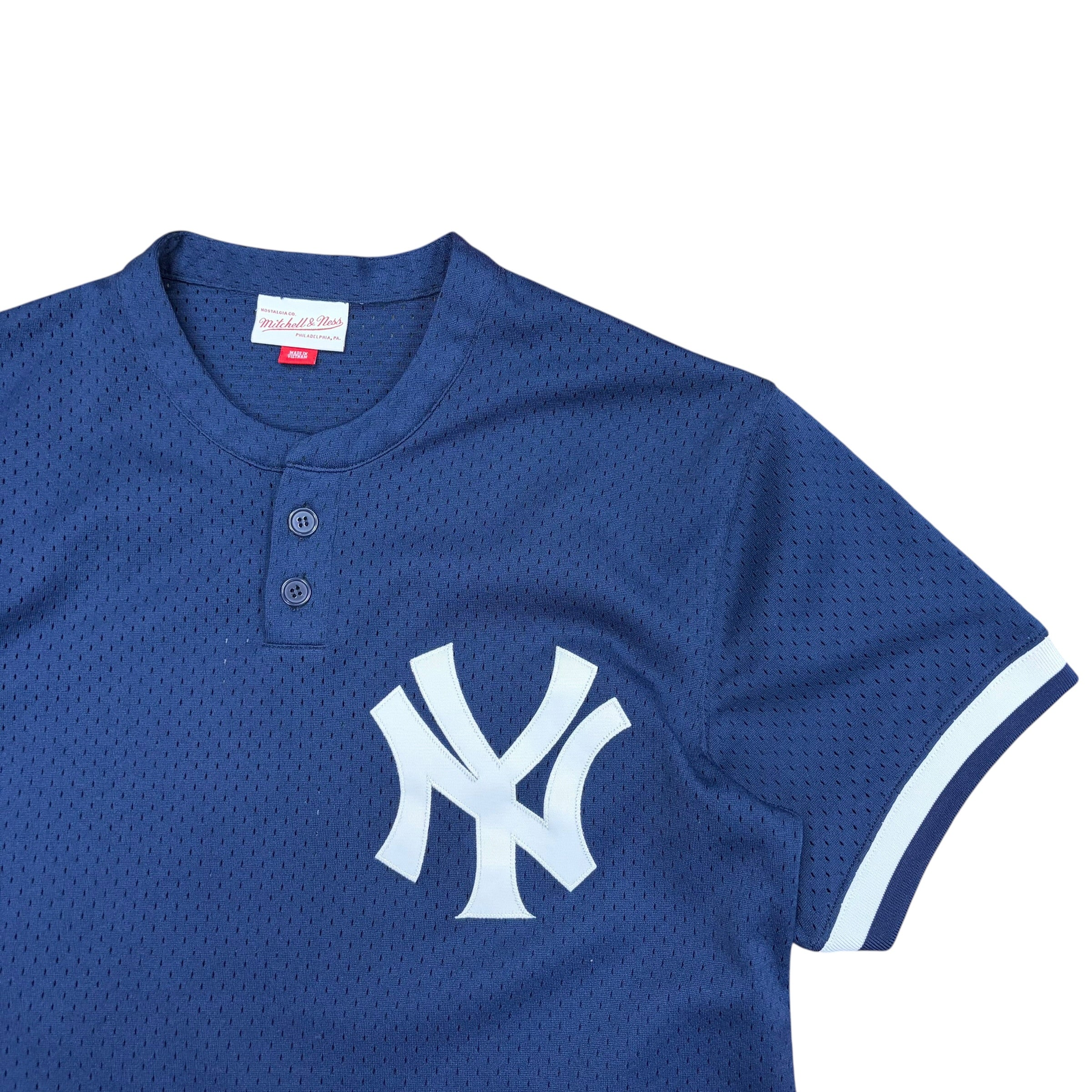 Vintage Mitchell & Ness MLB New York Yankees 1997 Derek Jeter Jersey