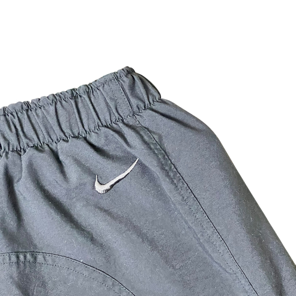 Vintage 90’s Nike ACG Cargo Nylon Shorts Black