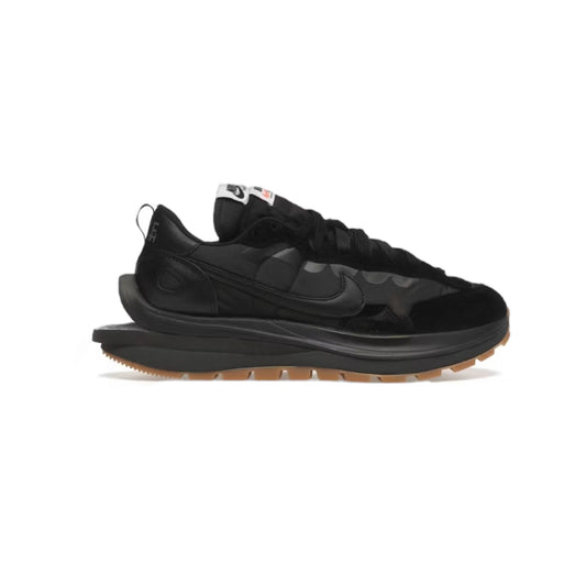 Nike x sacai Vaporwaffle “Black Gum”