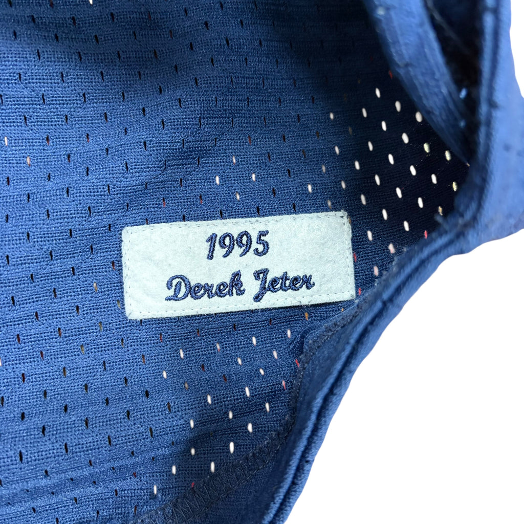 Vintage Mitchell & Ness MLB New York Yankees 1997 Derek Jeter Jersey