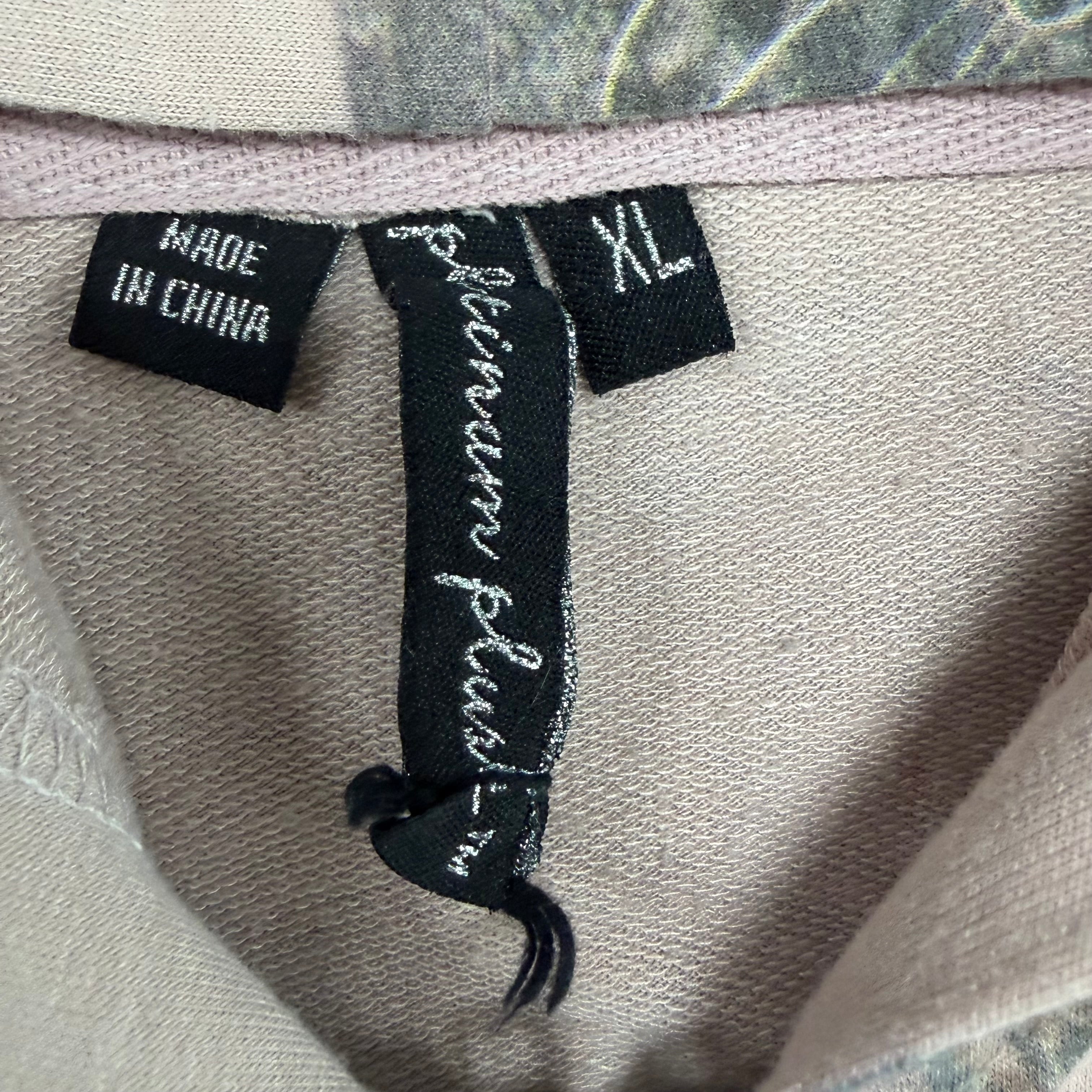 Vintage Women’s Y2K Bedazzled Heart Graphic Full Zip Hoodie Pink