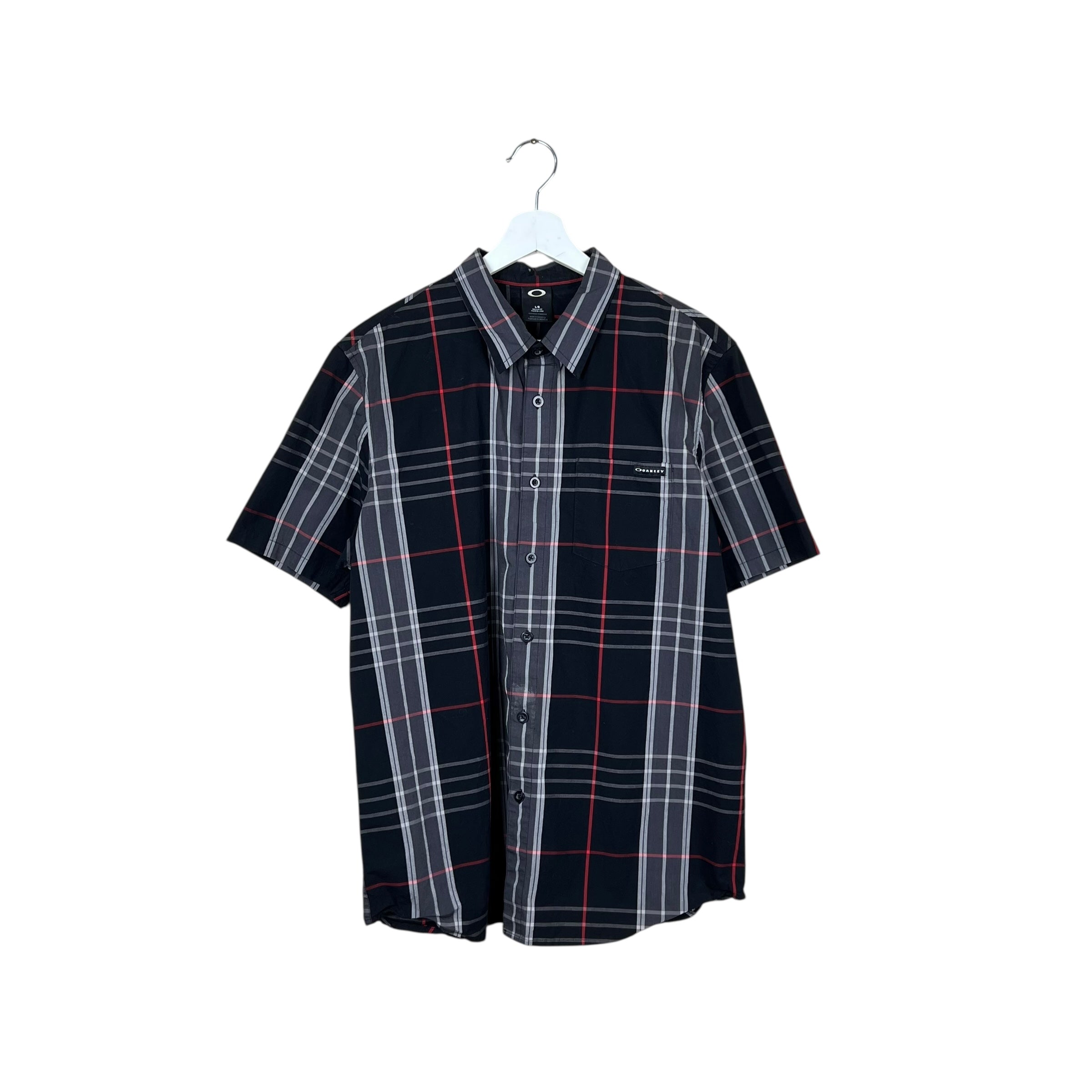Vintage Oakley Short Sleeve Button Up Black/Red Plaid