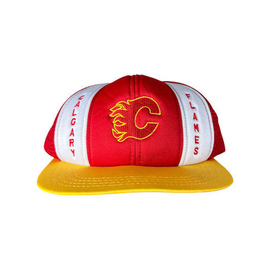 Vintage NHL Calgary Flames Stripes Spellout Trucker Hat Red/White