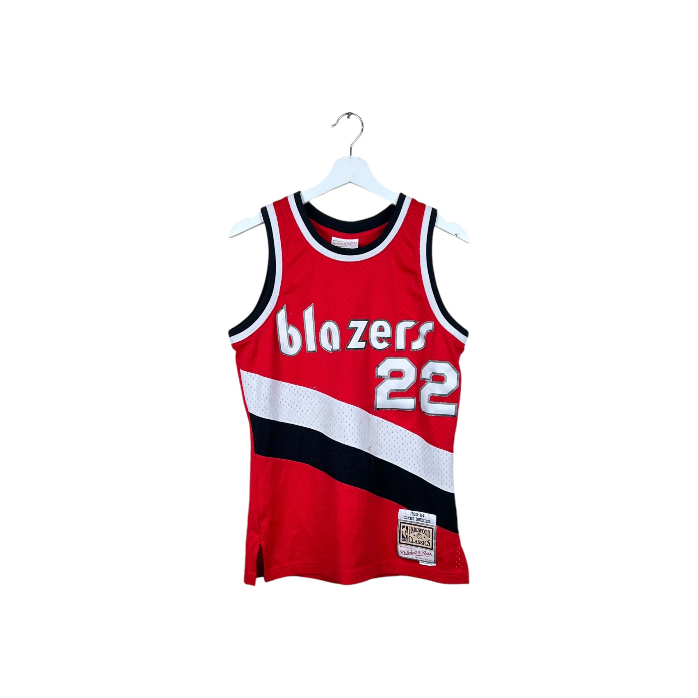 Vintage Mitchell & Ness 83’-84’ Portland Trailblazers Clyde Drexler Away Alternate Jersey