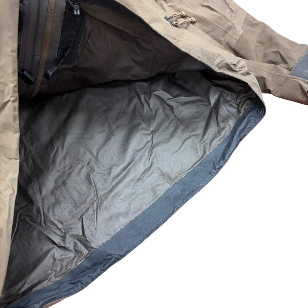 Arc’teryx Beta AR Shell Jacket Coffee Brown