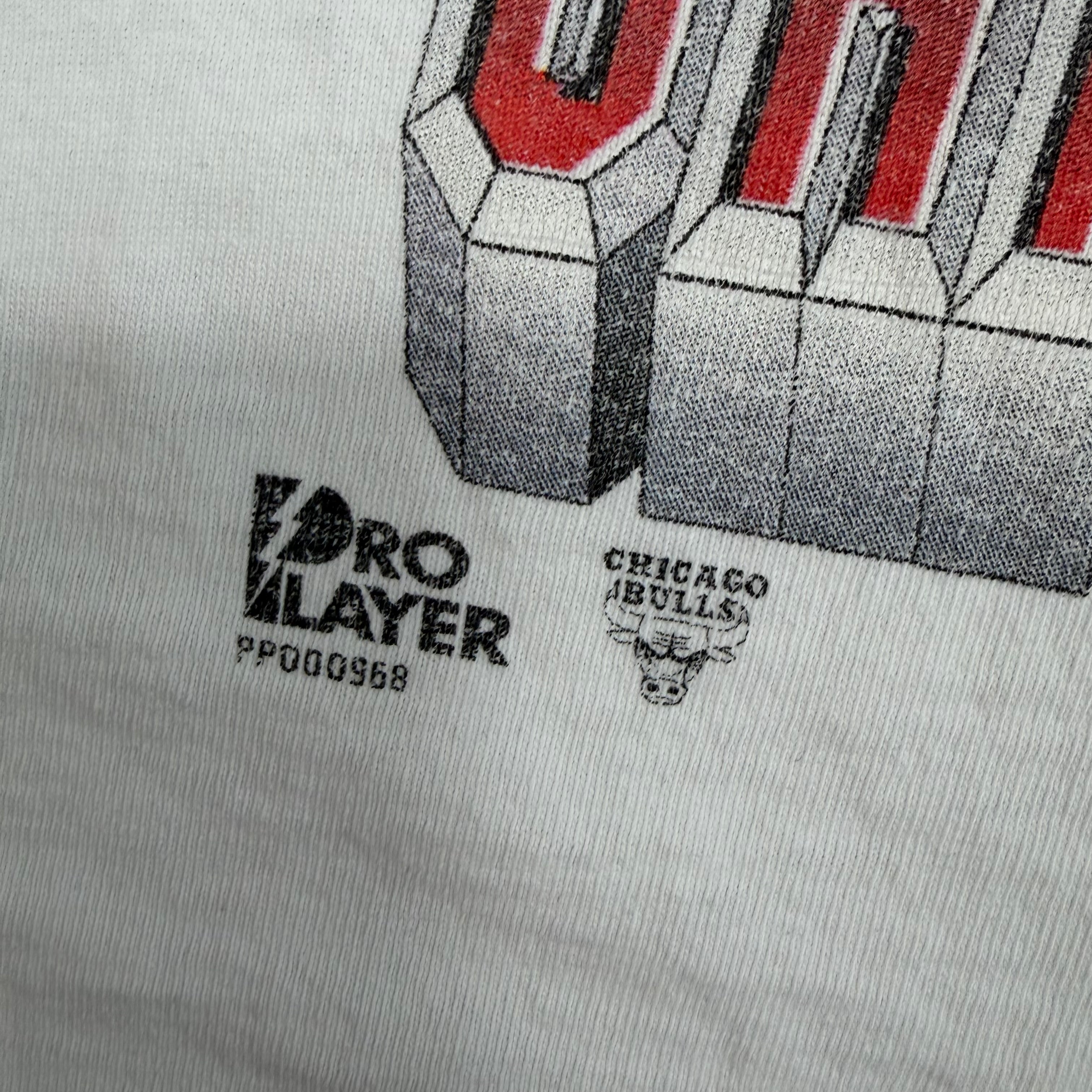 Vintage Pro Player NBA Chicago Bulls 5-Time Champs Tee White