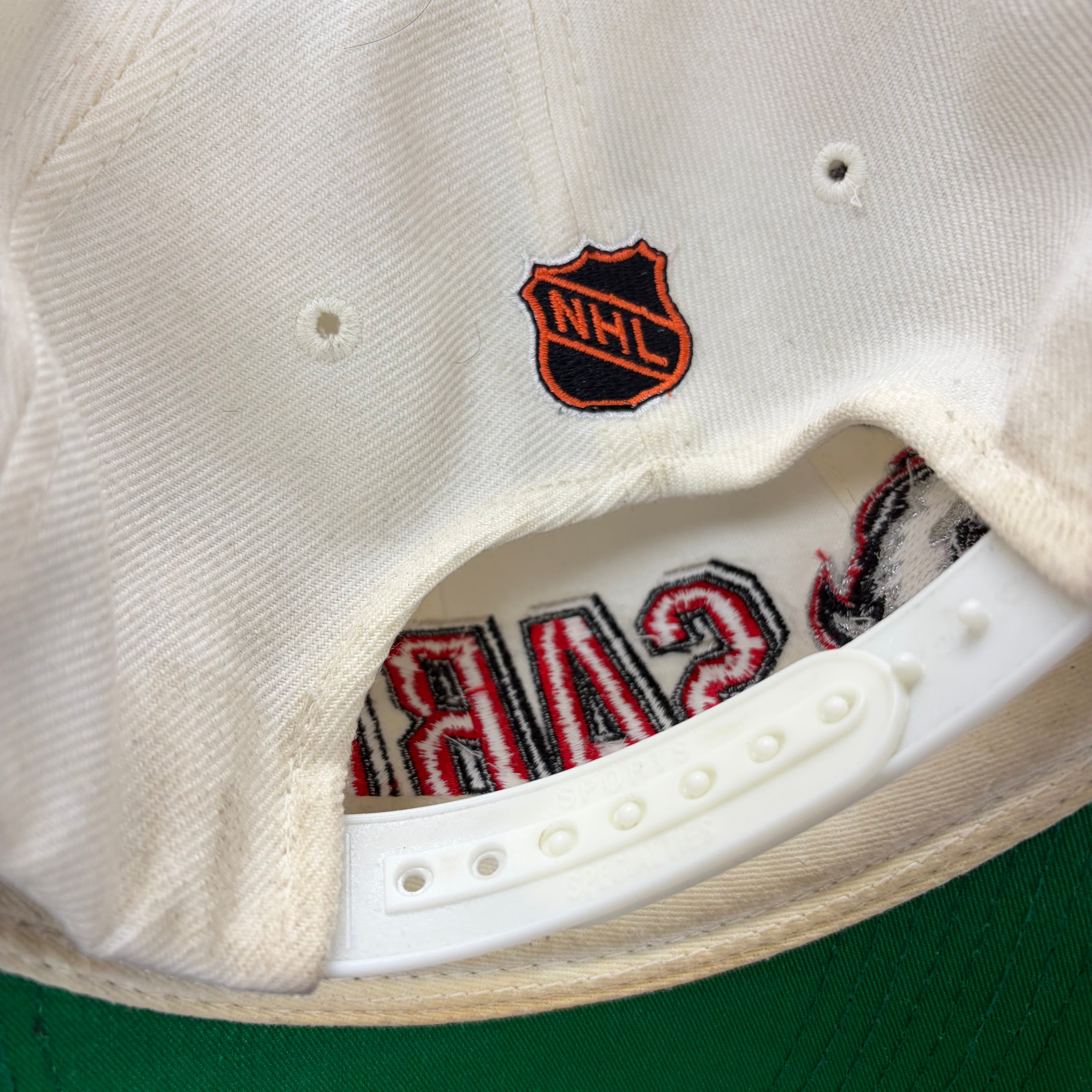 Vintage Sports Specialties NHL Buffalo Sabres Shadow SnapBack