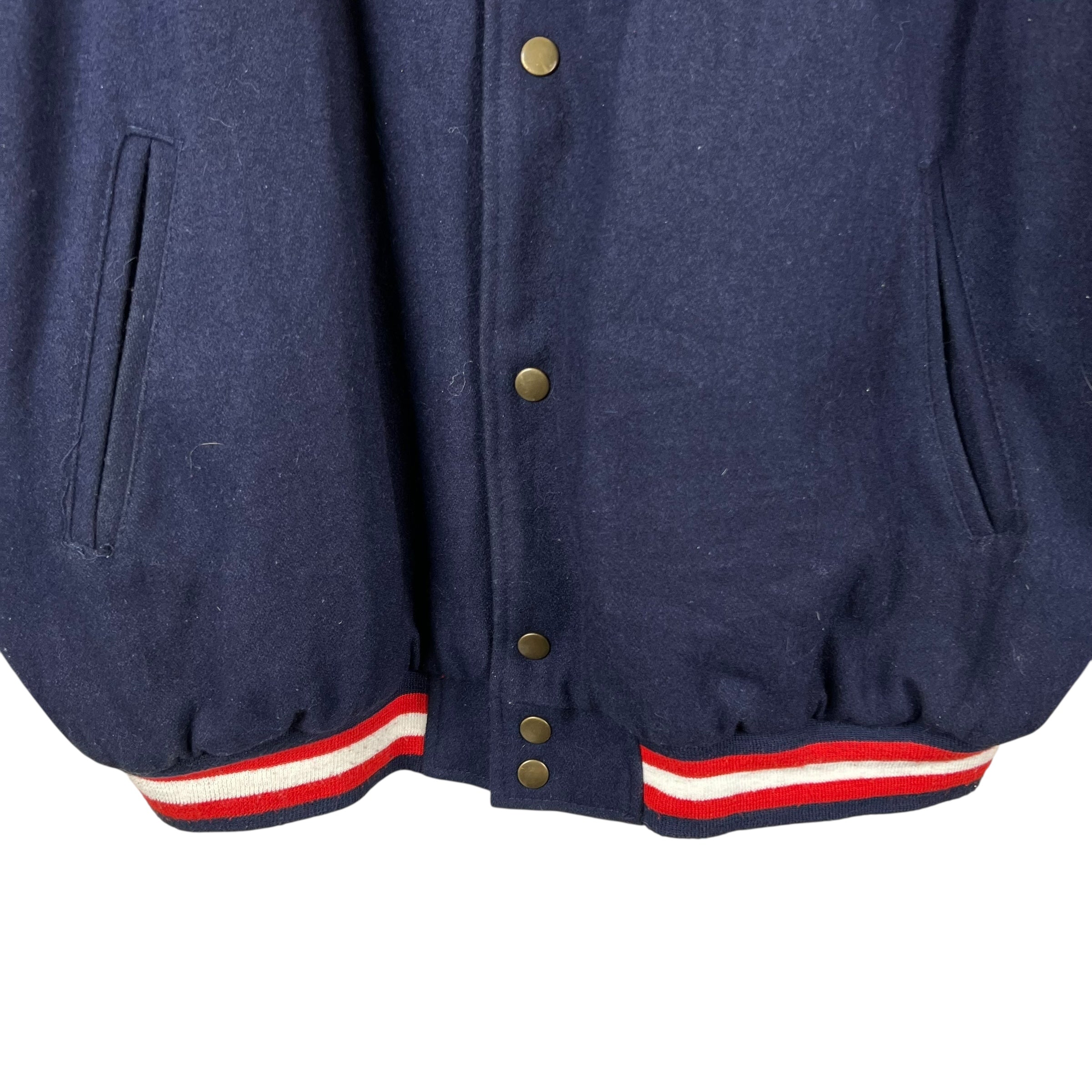 Vintage Starter NHL Calgary Flames Puffer Jacket Black