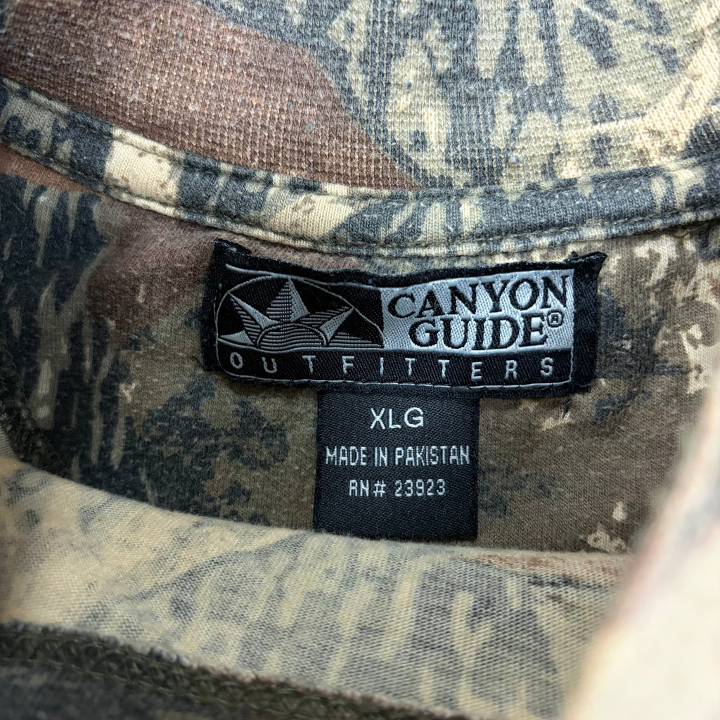 Vintage Canyon Guide Outfitters RealTree Mock Neck Longsleeve Camo