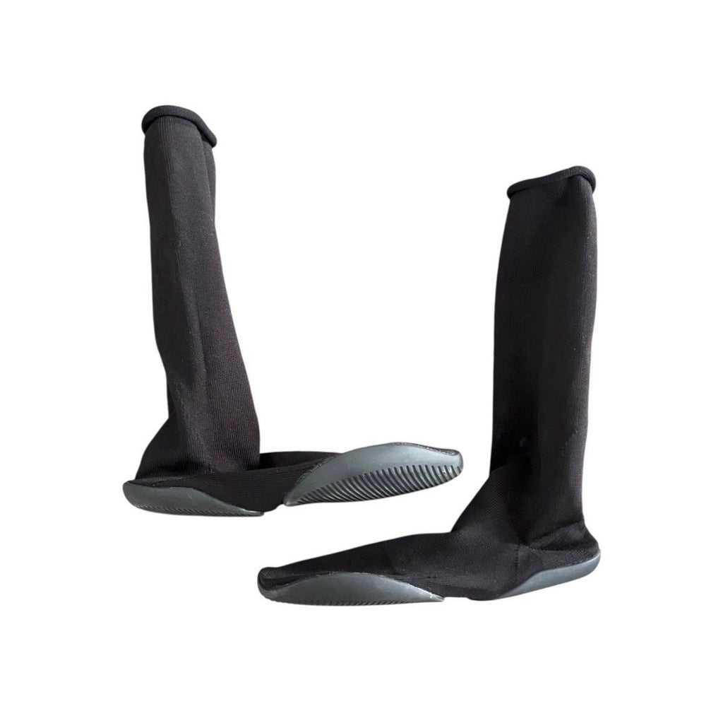Yeezy Pods Black