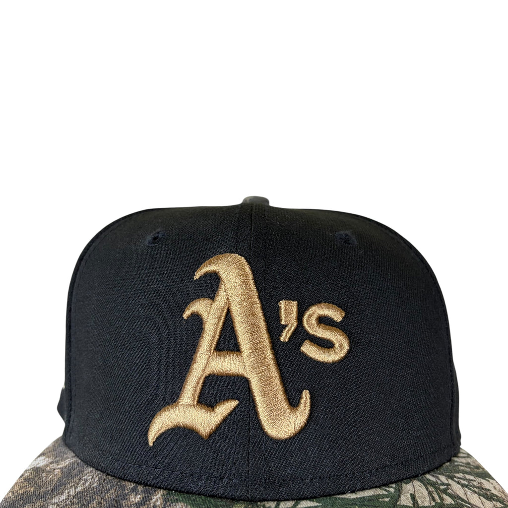 Vintage MLB Oakland Athletics Realtree Fitted Hat Black