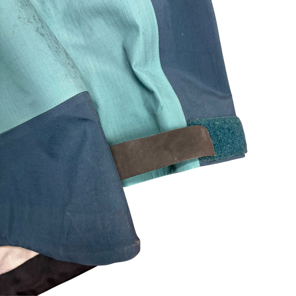 2000’s Arc’teryx Women’s Theta AR Shell Jacket Muted Blue